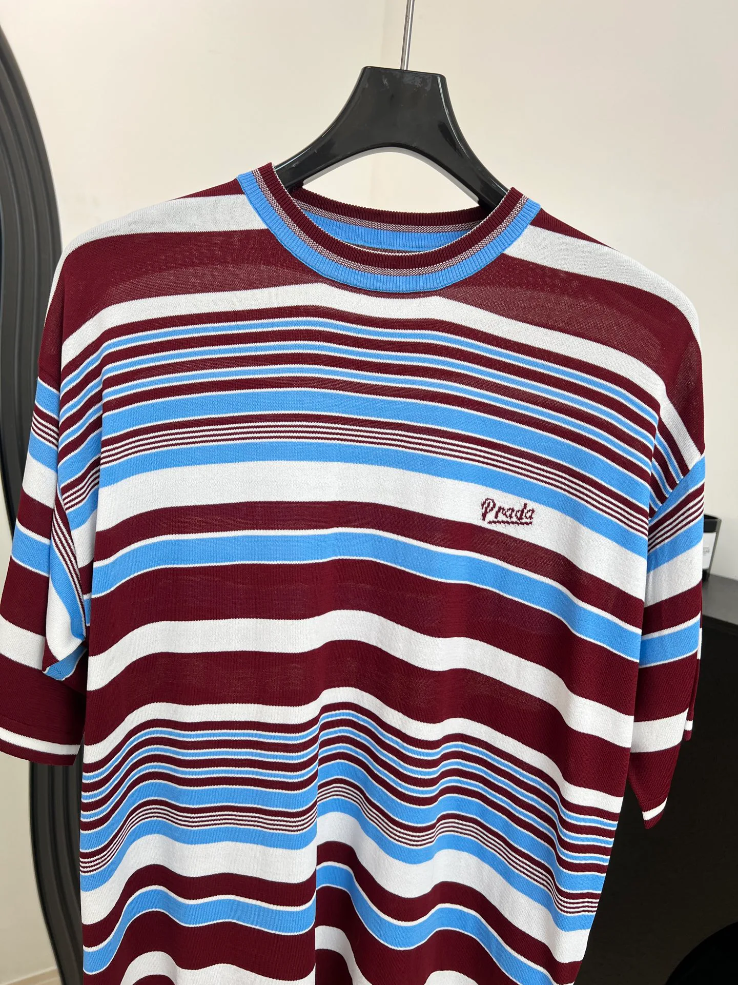 Футболки Женские Prada 11700199