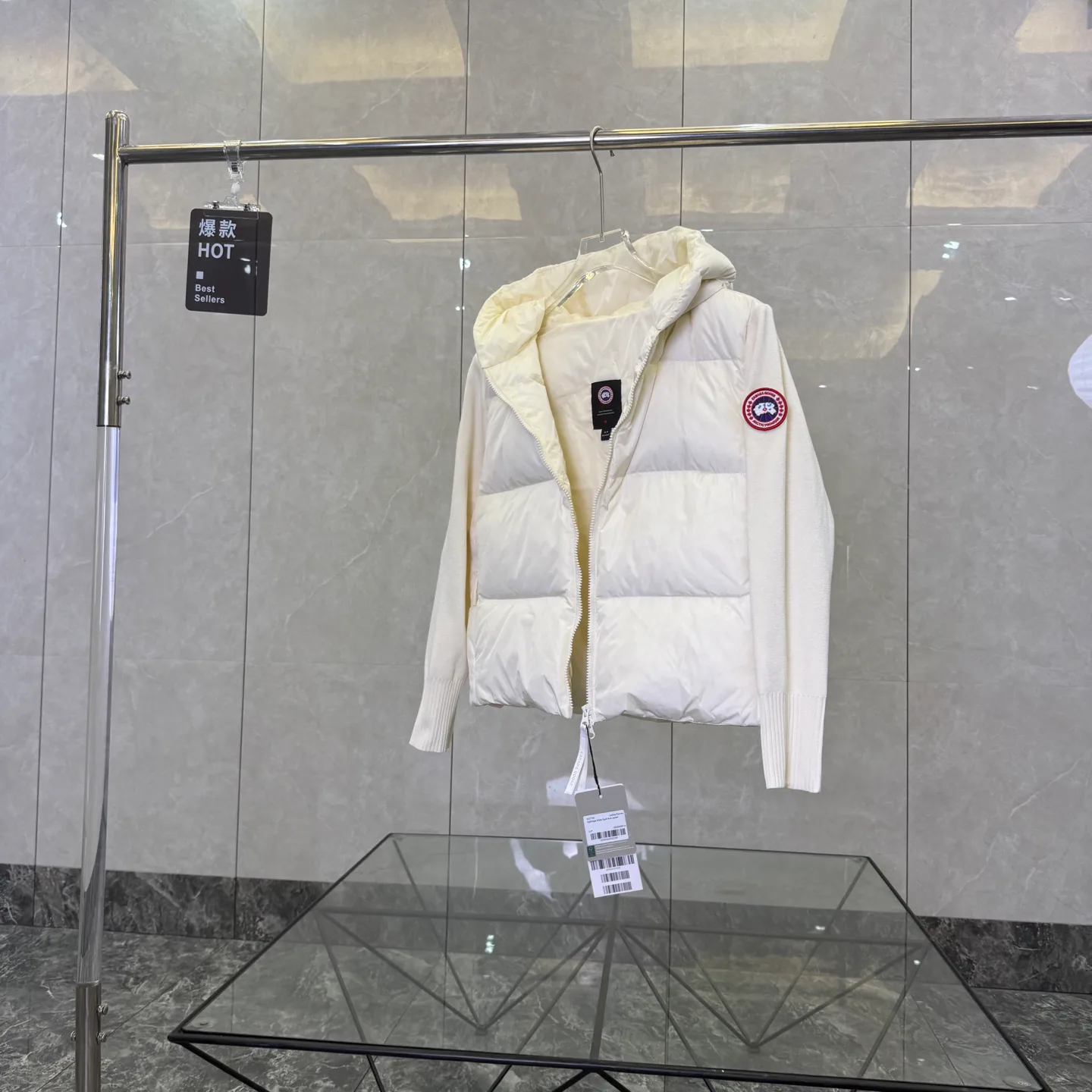 Куртки И Пуховики Женские Canada Goose 17949539