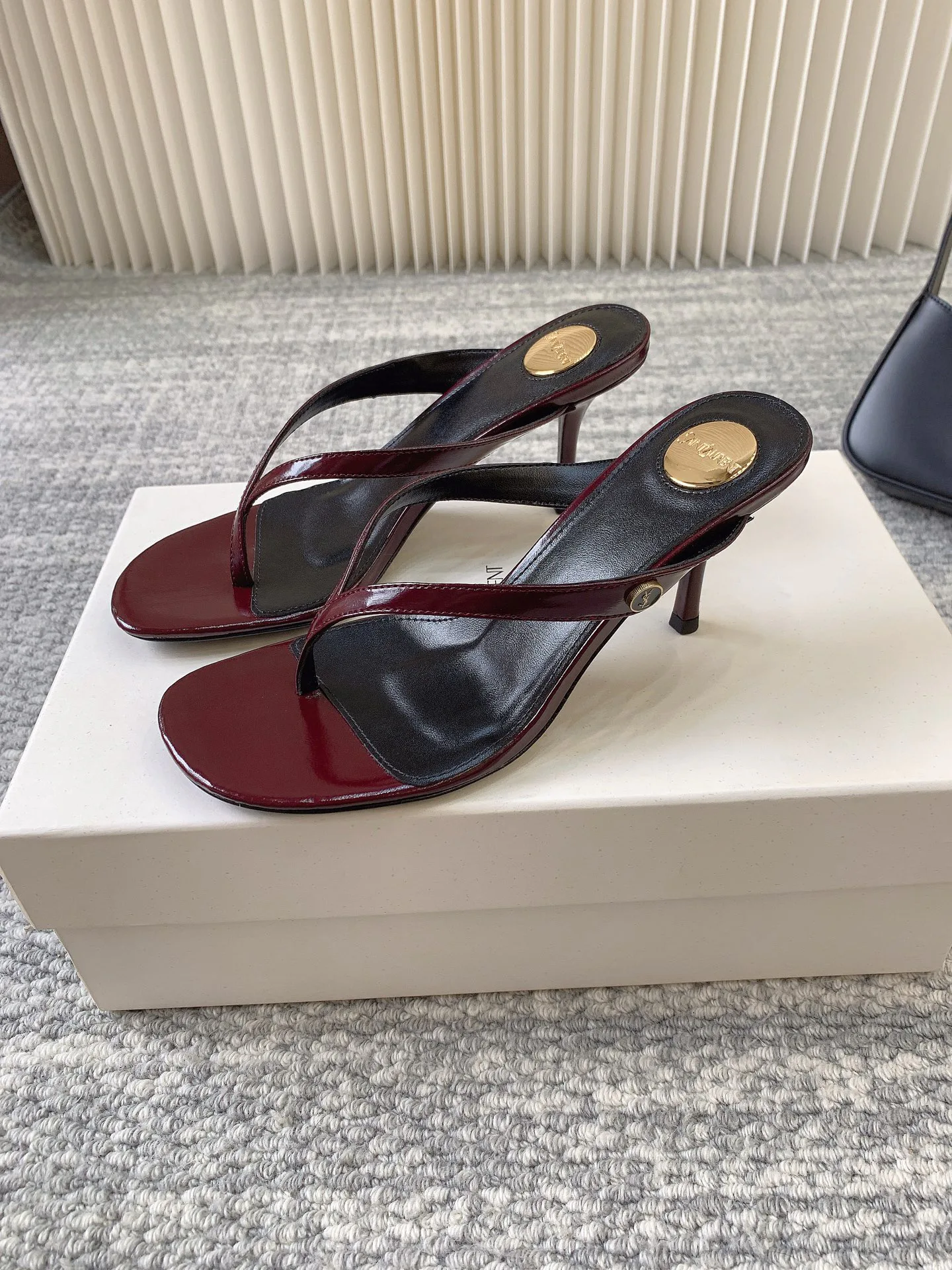 Босоножки Женские Saint Laurent 13229113