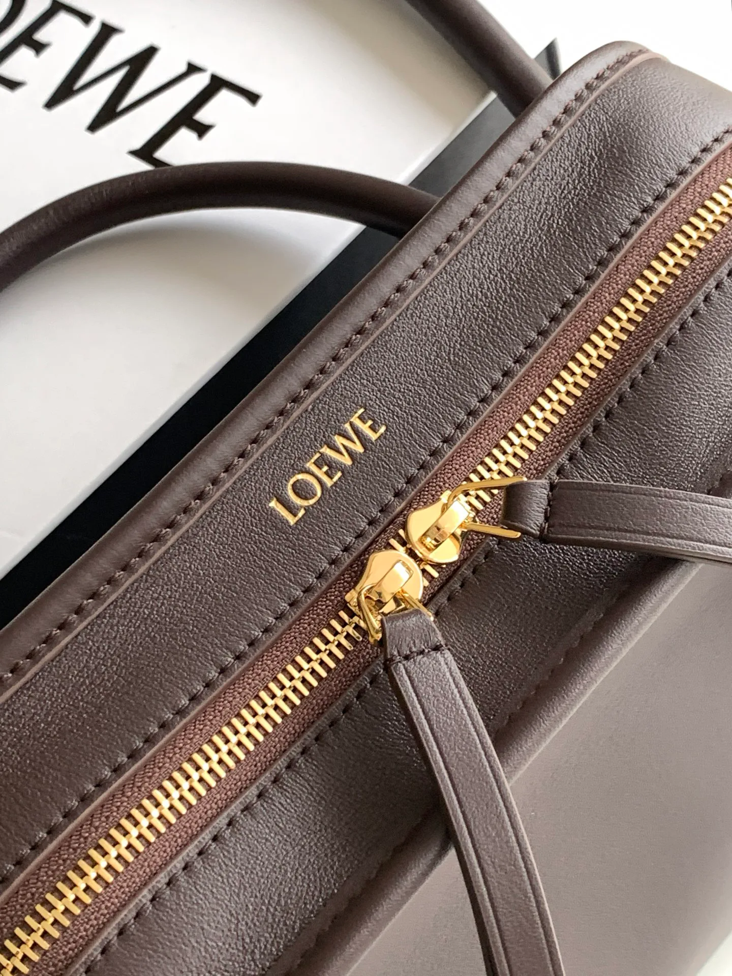 Классические Сумки Женские Loewe 13577462