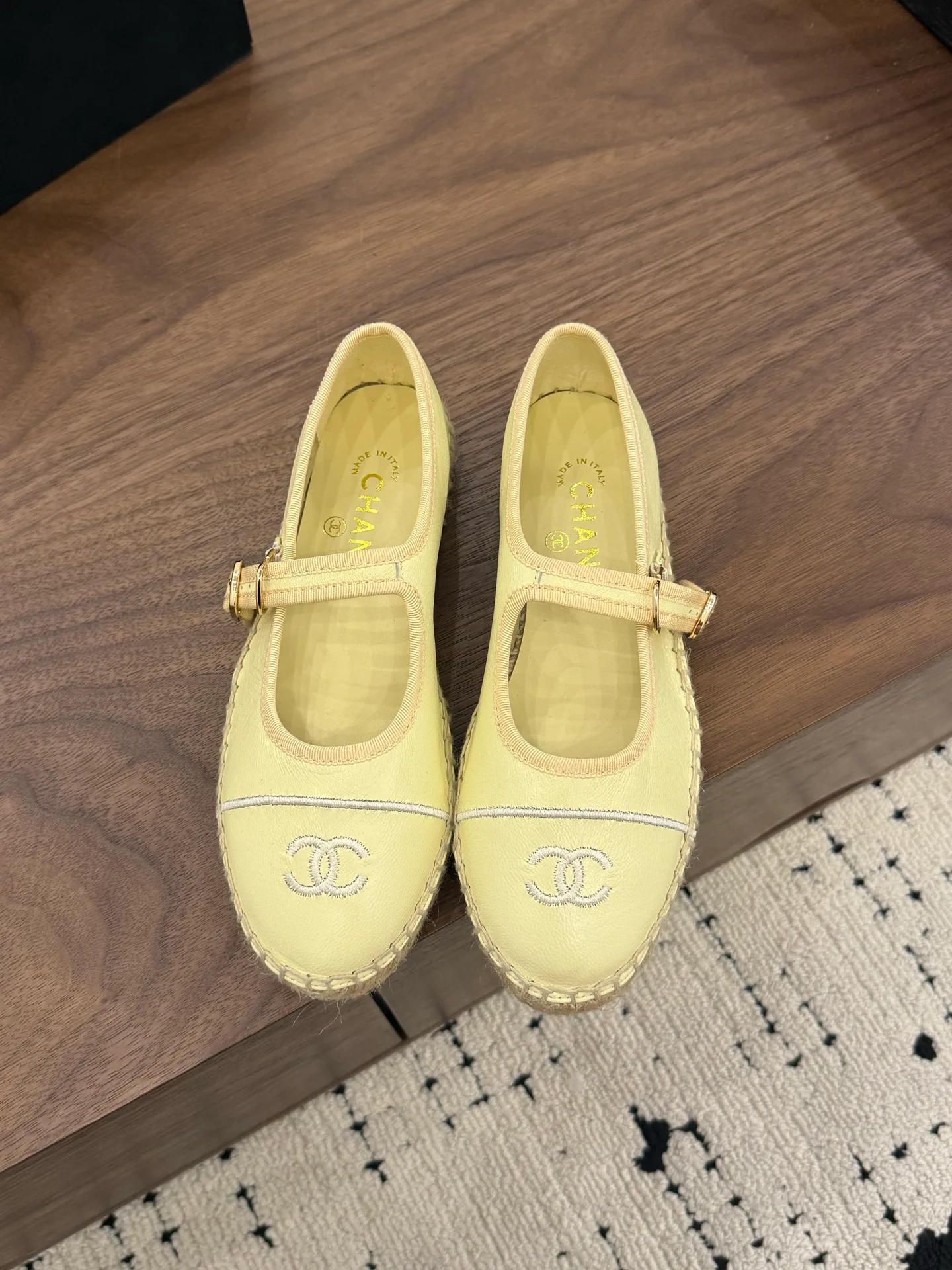Туфли Женские Chanel 17524750