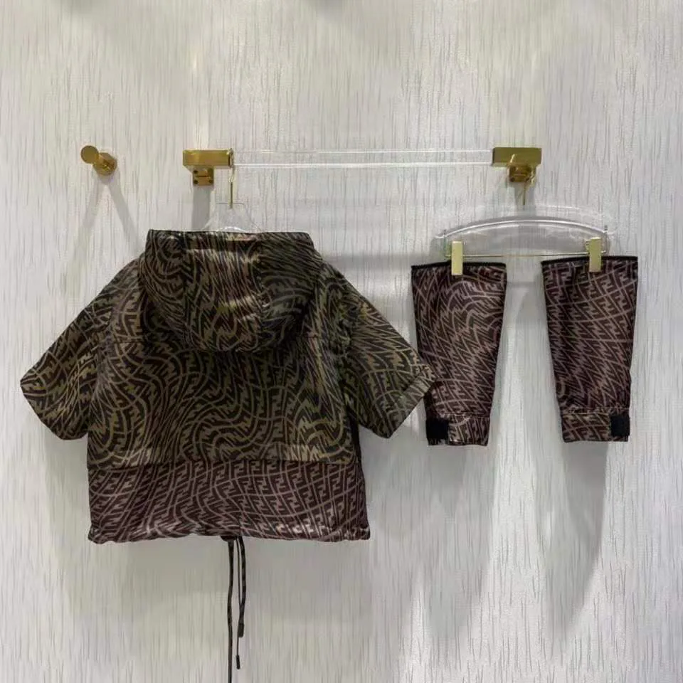 Куртки И Пуховики Женские Fendi 9213679