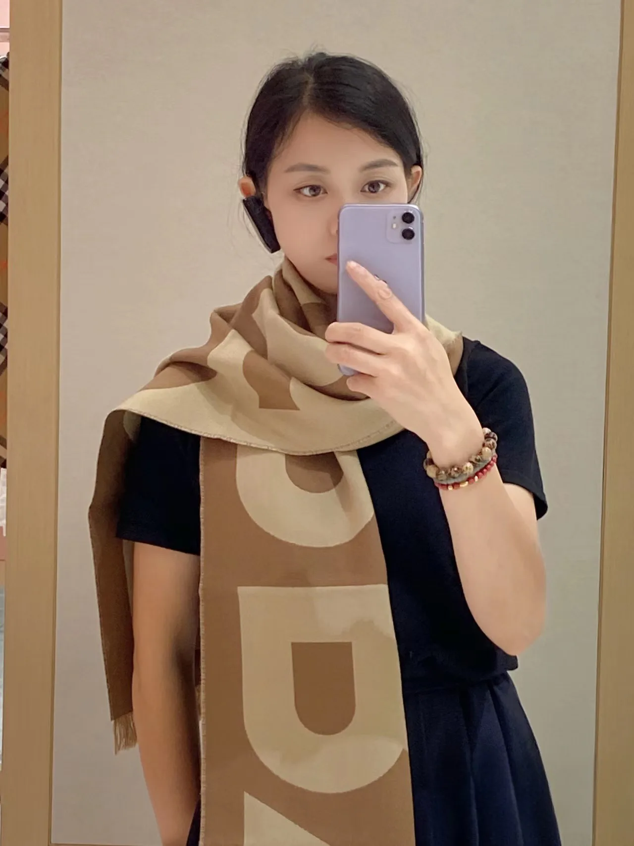 Шарфы Burberry 2197