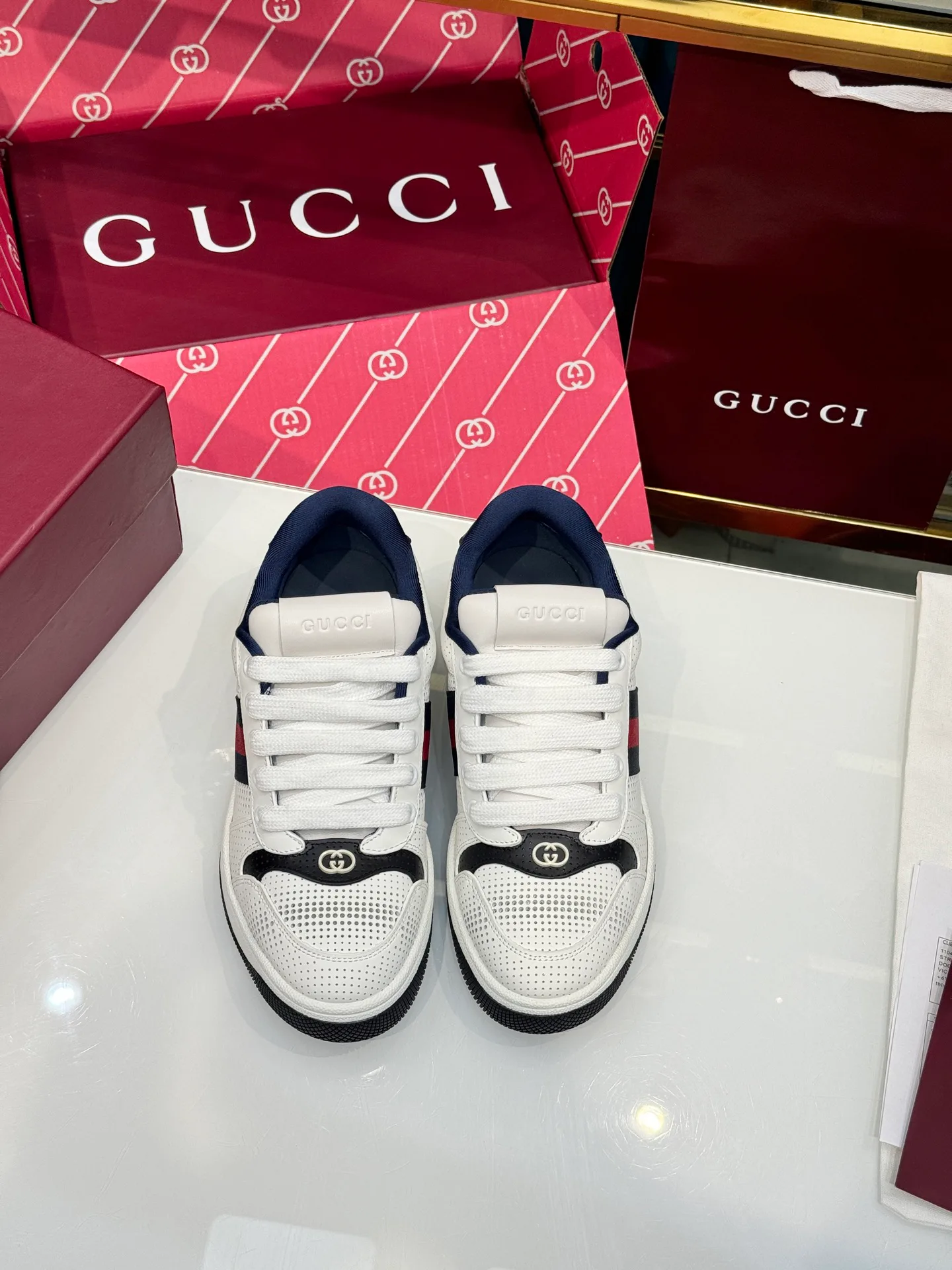 Кроссовки Женские Gucci 17946876