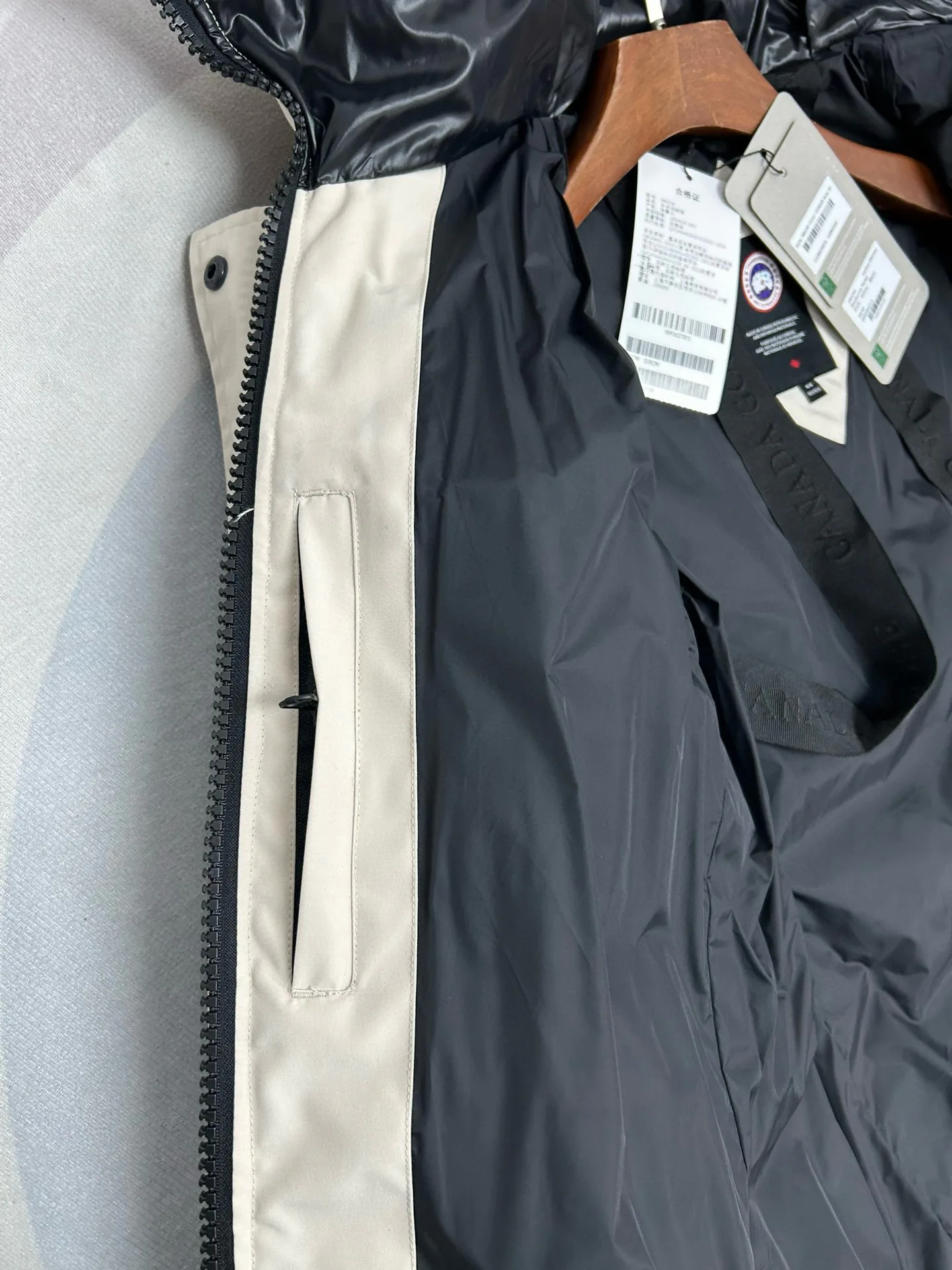 Куртки И Пуховики Женские Canada Goose 18188606