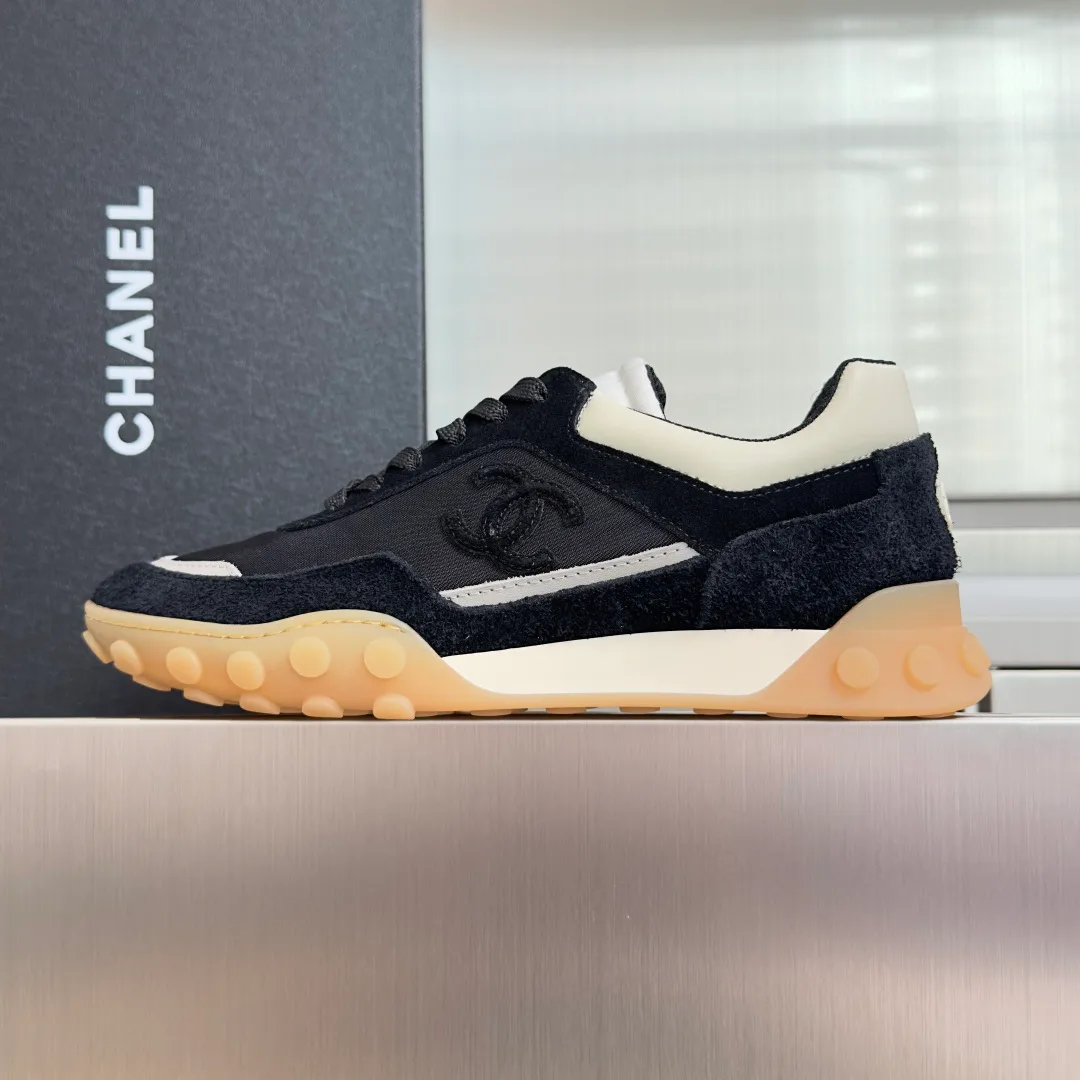 Кроссовки Женские Chanel 11595702