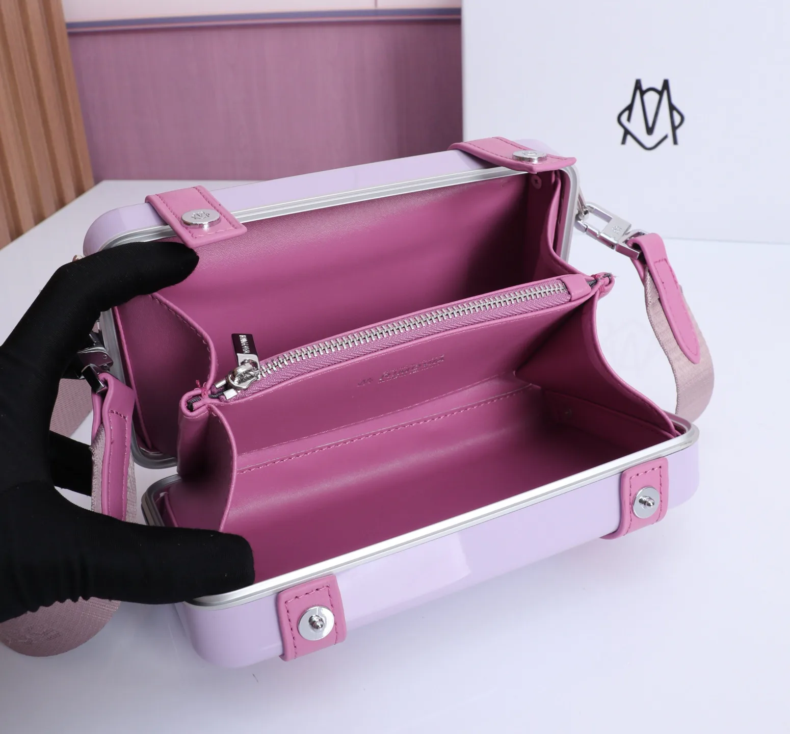 Сумки На Ремне Женские Rimowa 11185368