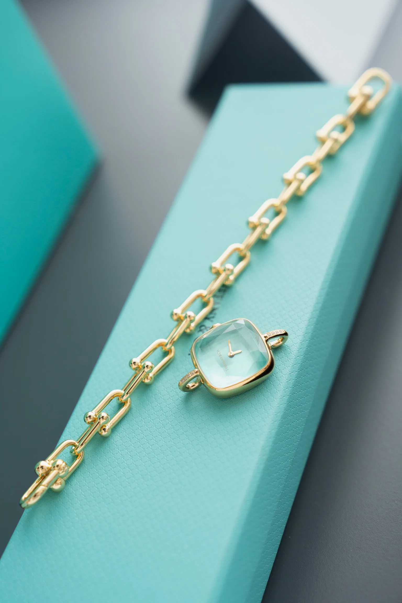 Часы Женские Tiffany 12832616