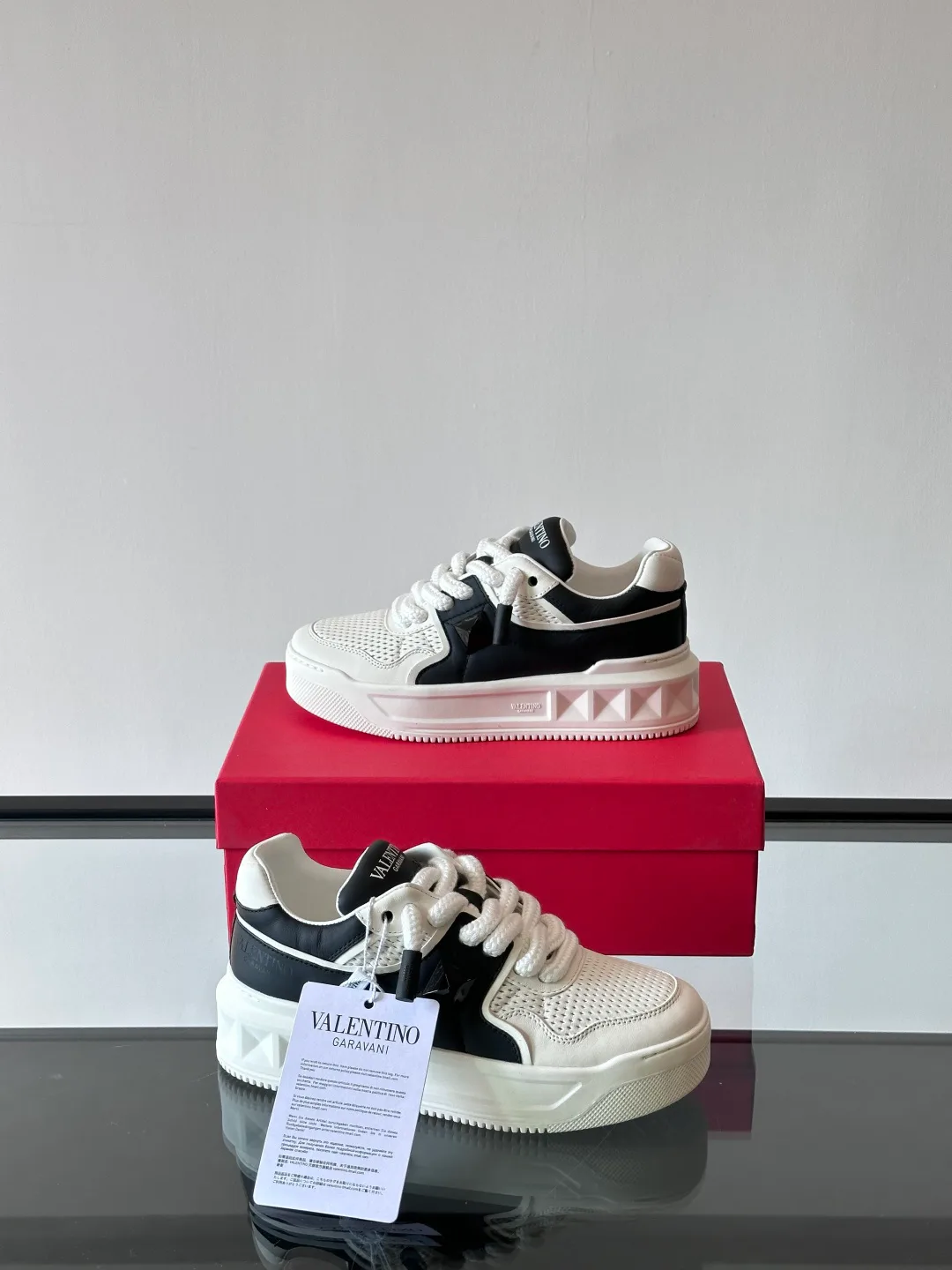 Кроссовки Женские Valentino 279274