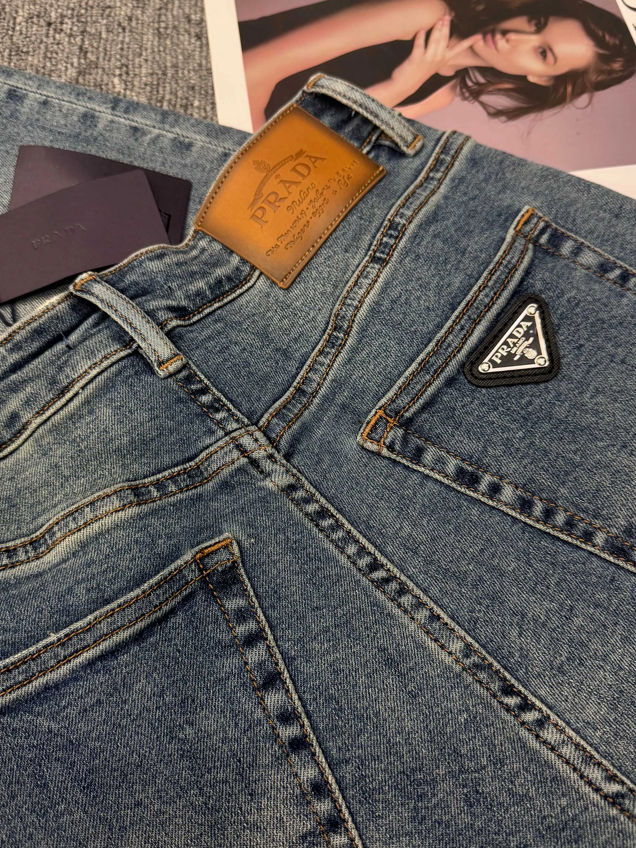 Джинсы Женские Prada 11676670