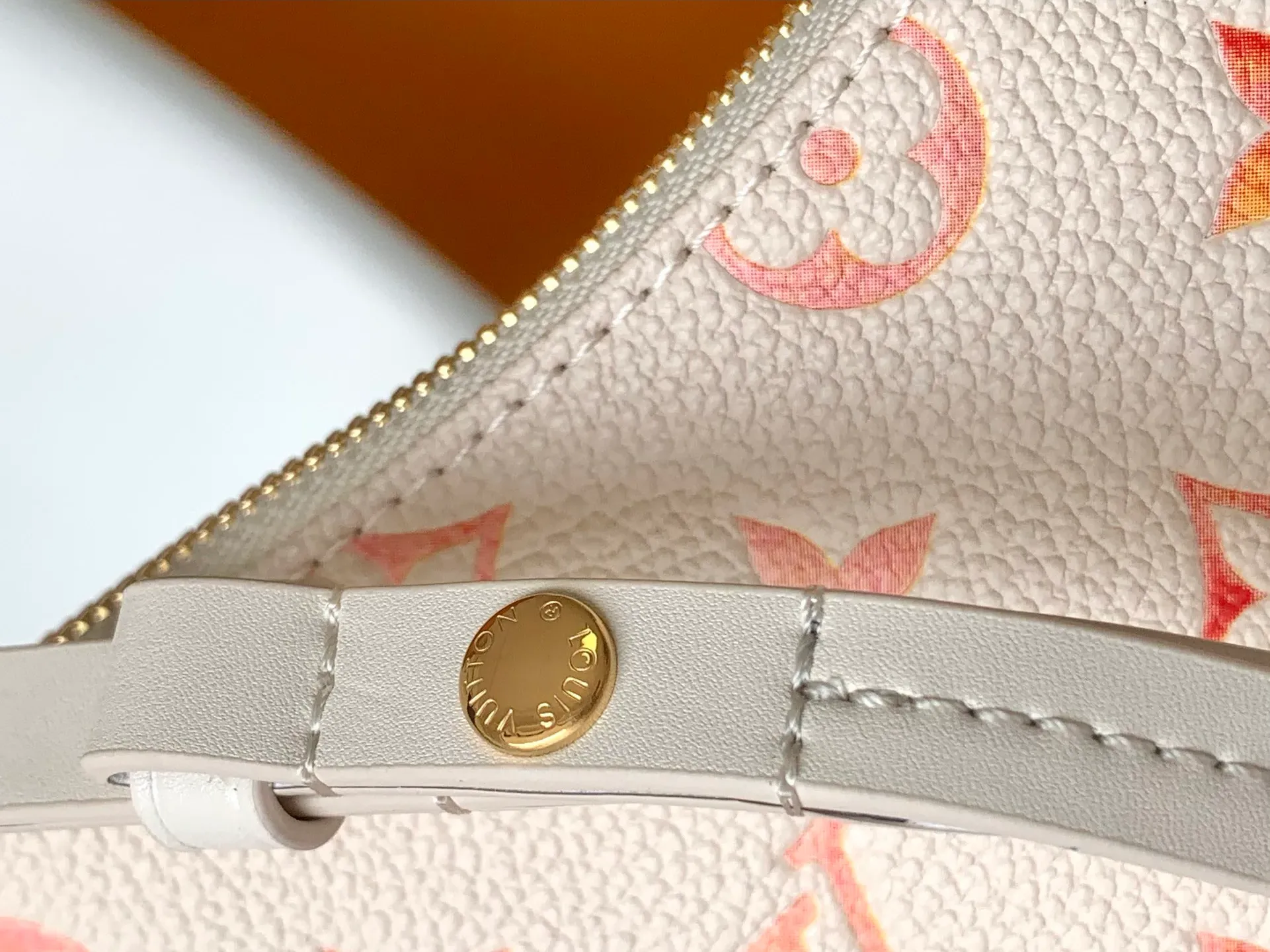 Сумки На Ремне Женские Louis Vuitton 702792