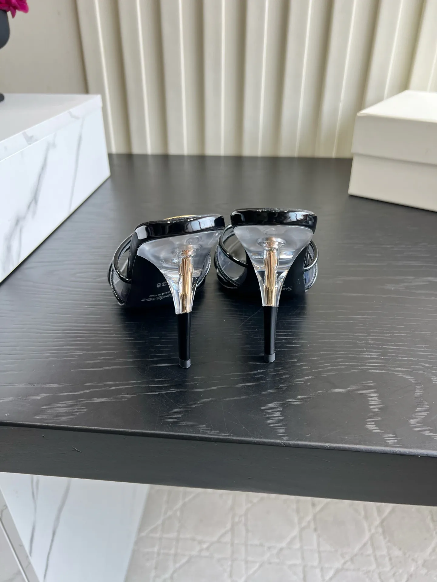 Босоножки Женские Saint Laurent 18614255