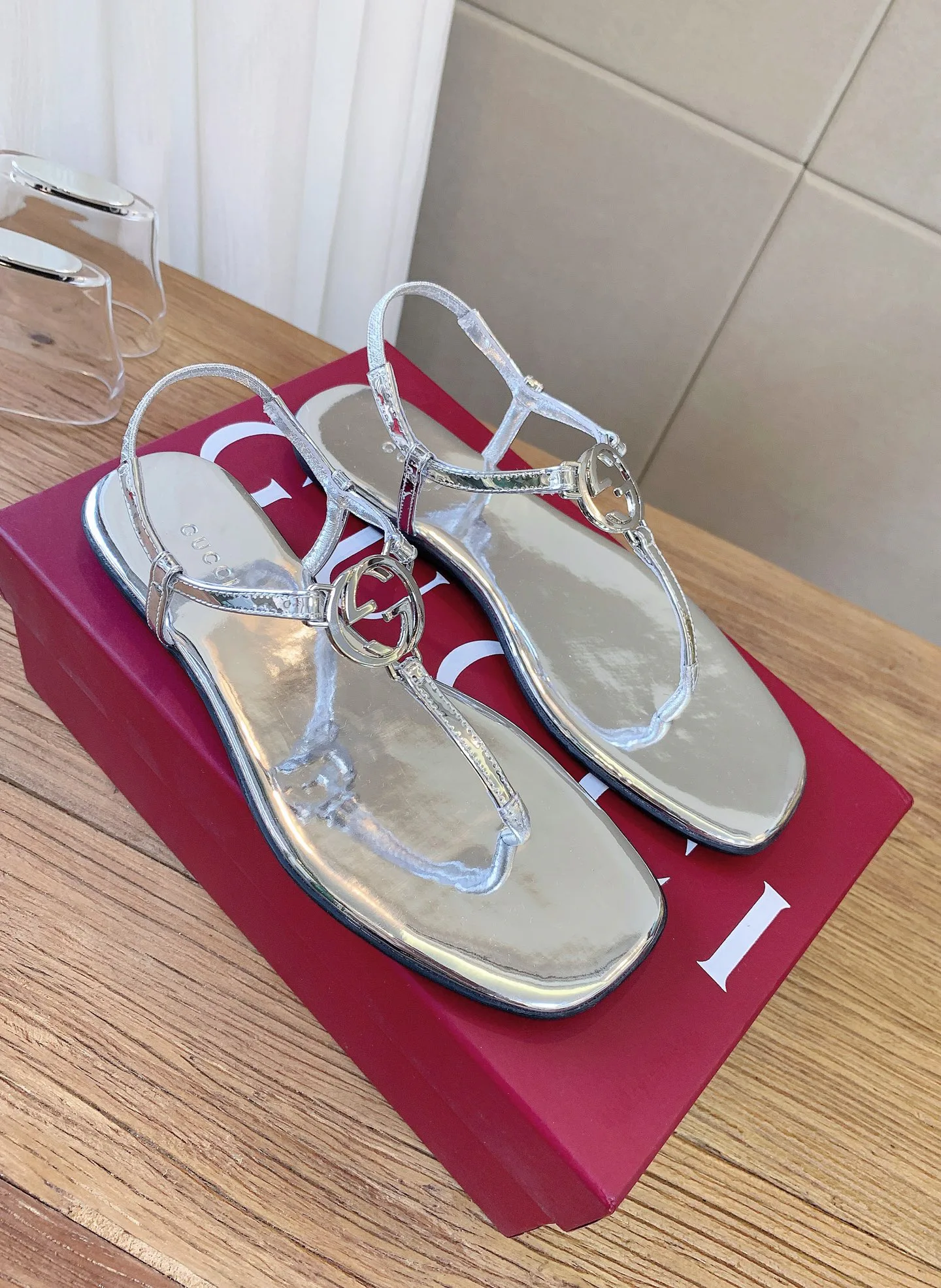 Босоножки Женские Gucci 16942043