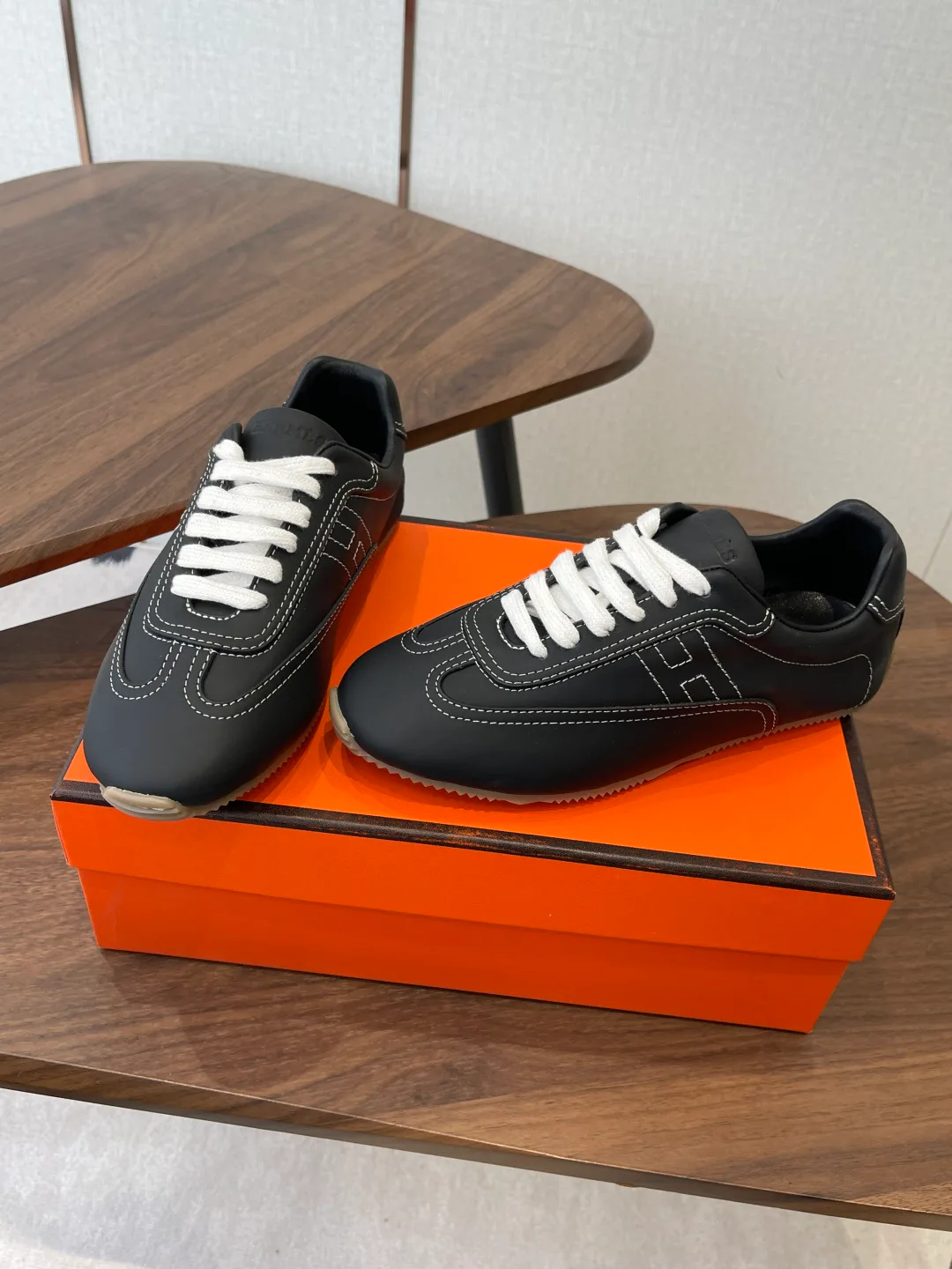 Кроссовки Женские Hermes 1284399