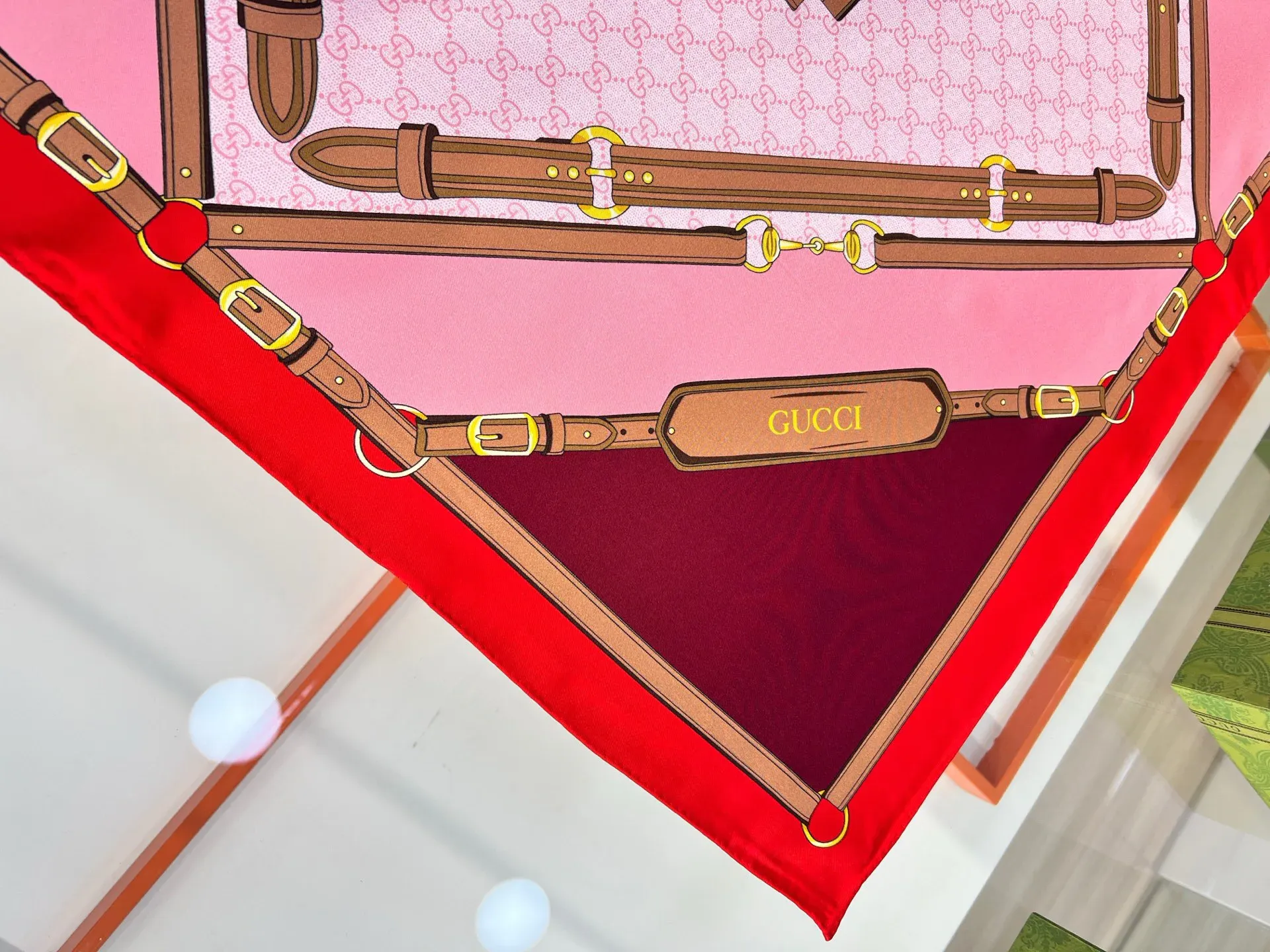 Шарфы Gucci 949420