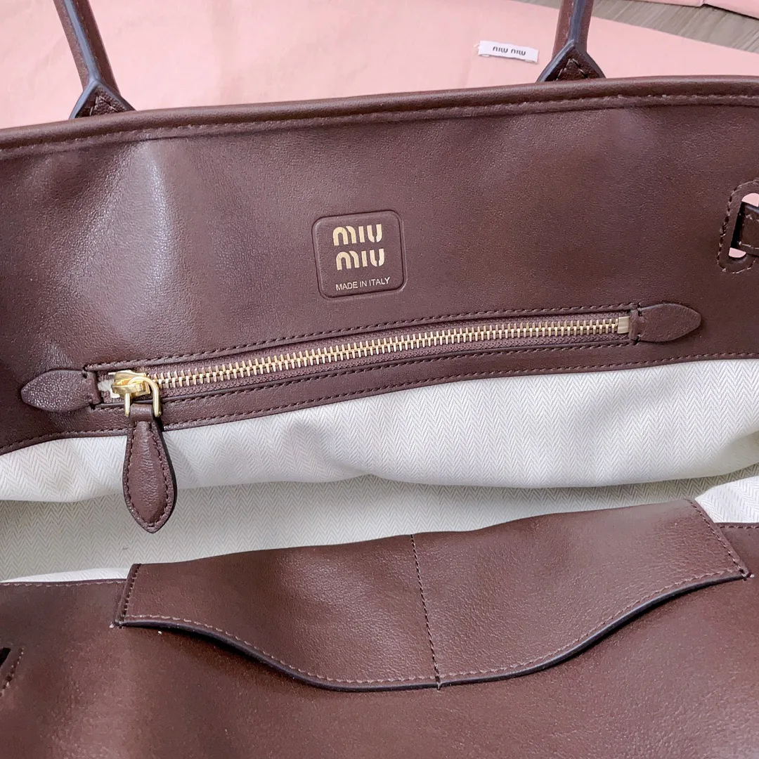 Классические Сумки Женские Miu Miu 18004736