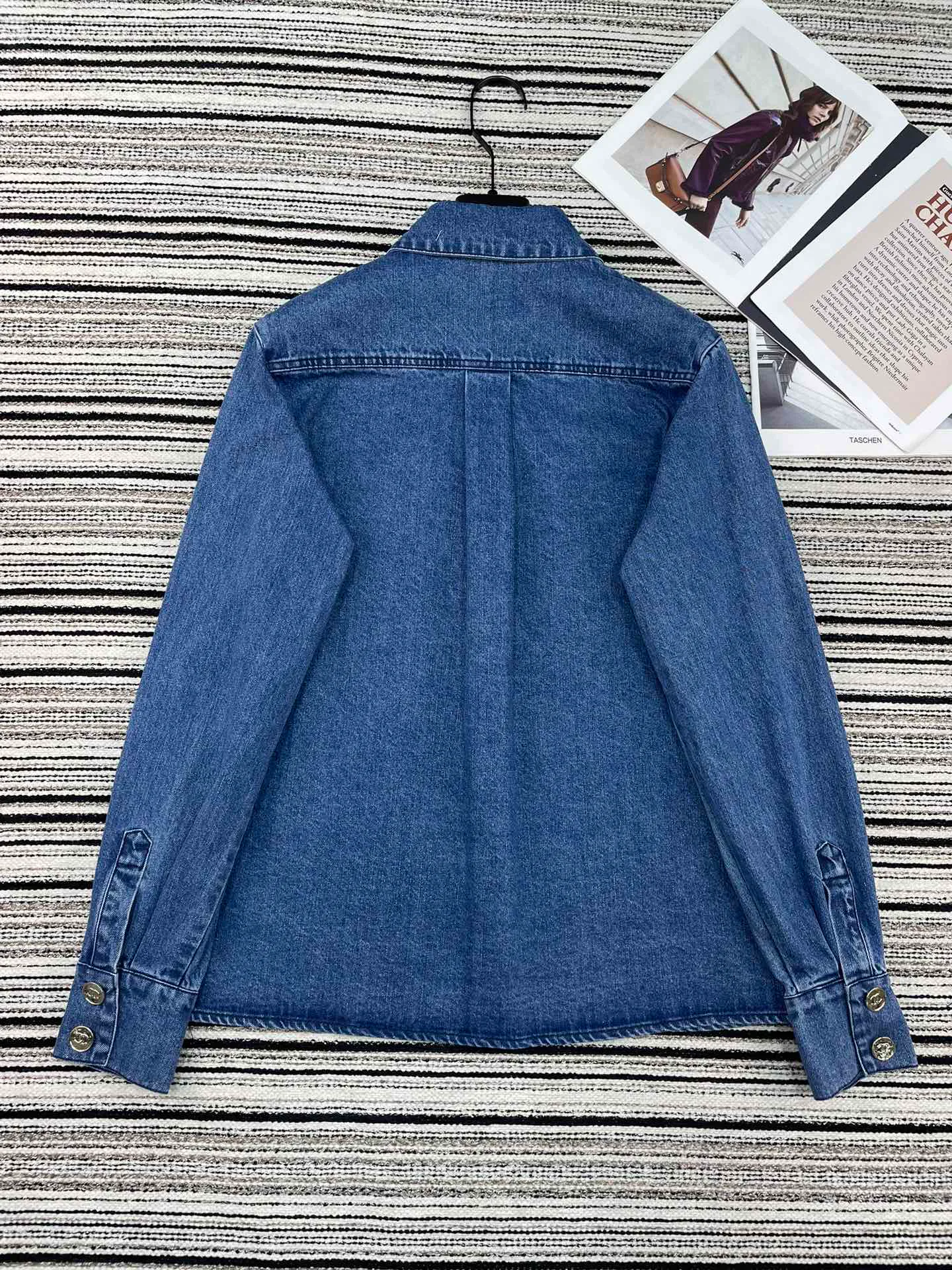 Куртки И Пуховики Женские Chanel 5367757