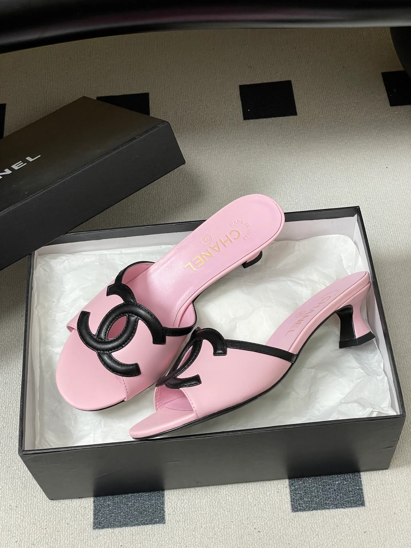 Босоножки Женские Chanel 11627624