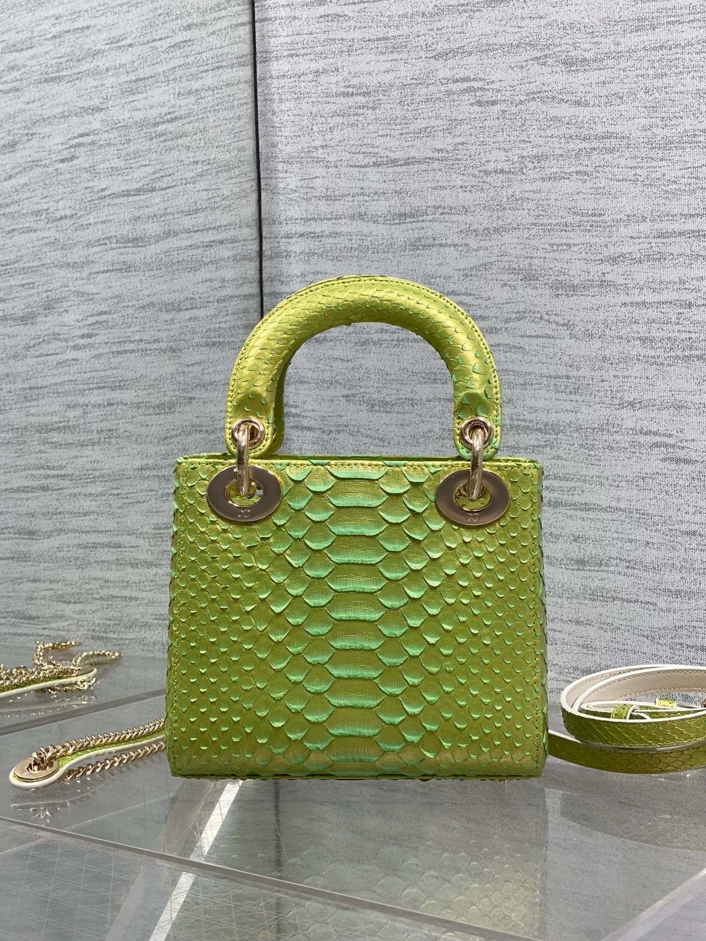 Классические Сумки Женские Christian Dior 17033680