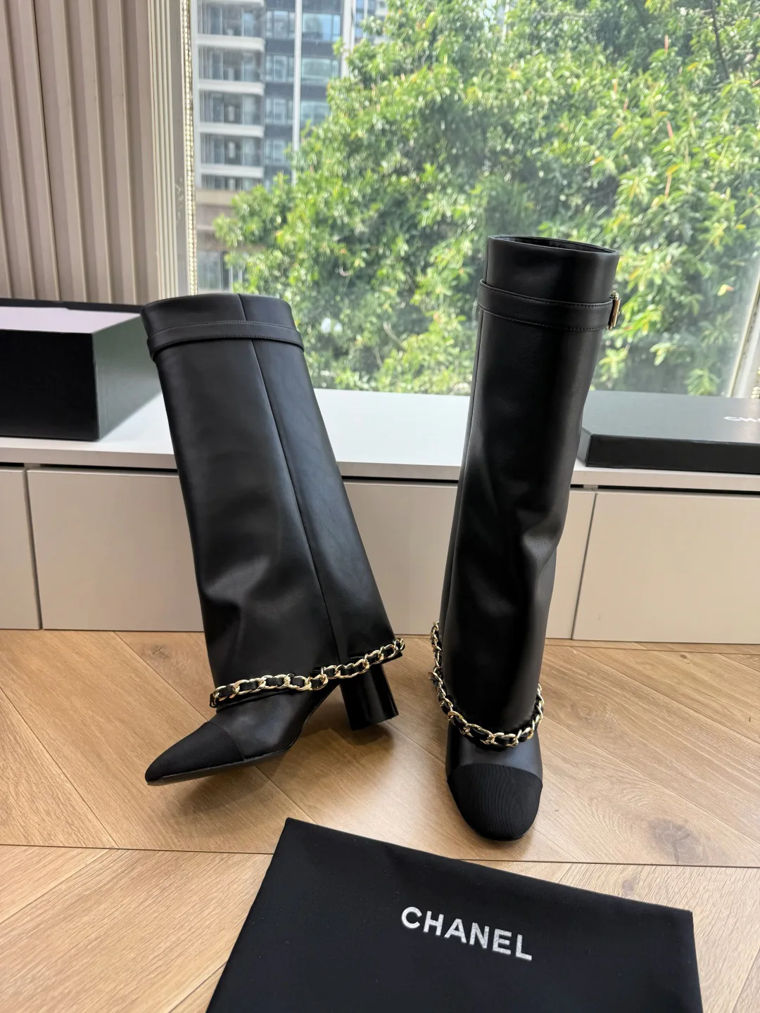 Сапоги Женские Chanel 18337123