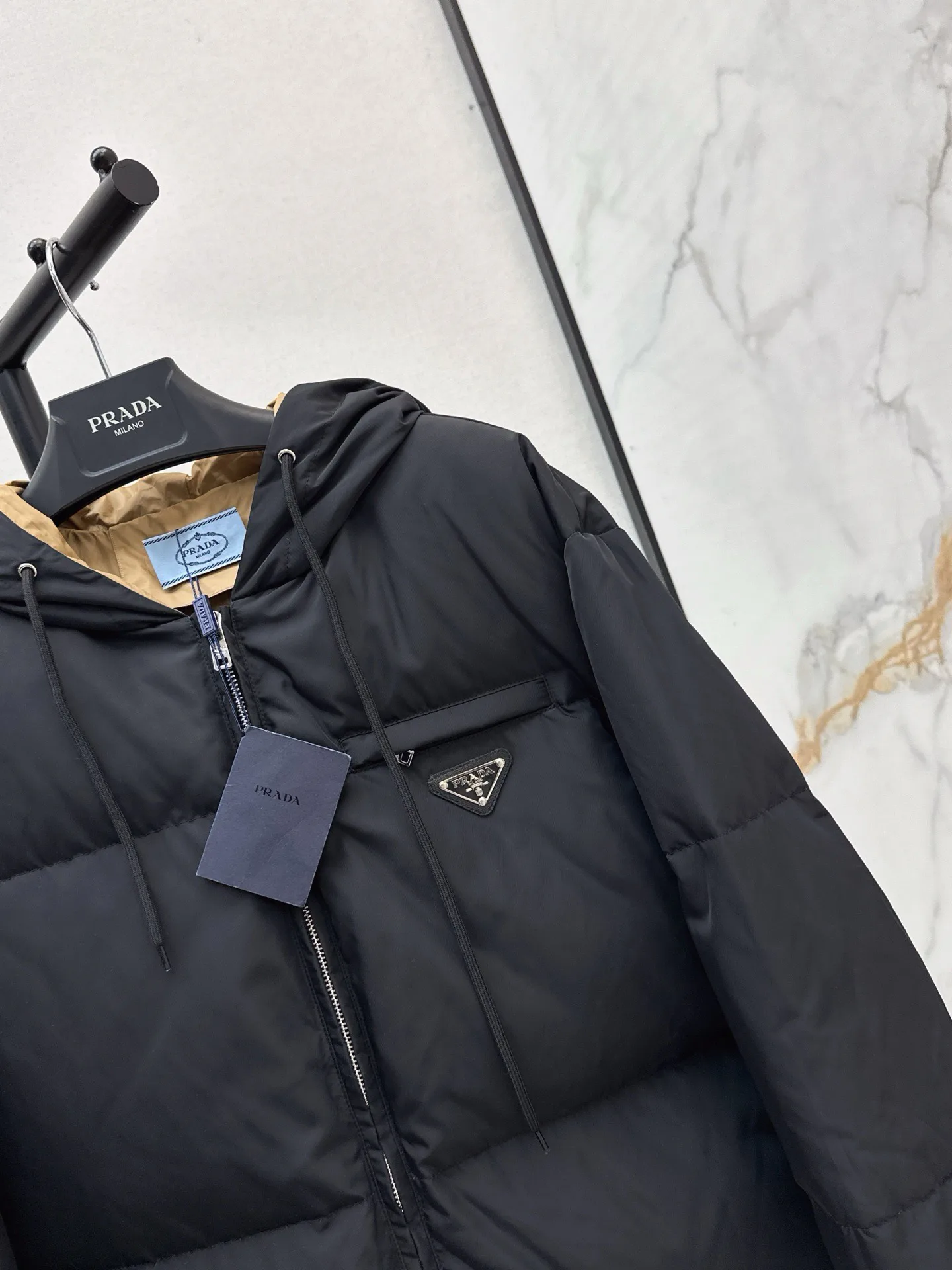 Куртки И Пуховики Женские Prada 19323463