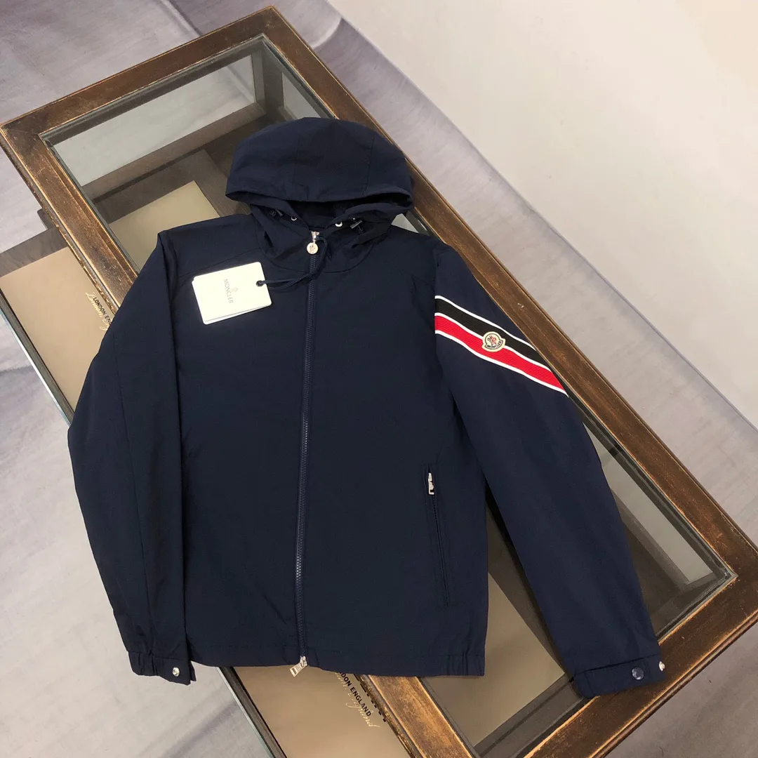 Куртки И Пуховики Мужские Moncler 9599157
