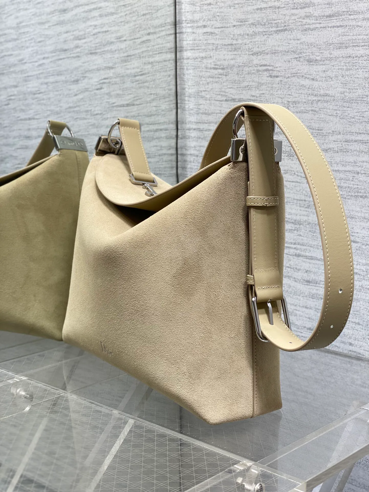 Сумки На Ремне Женские Christian Dior 11685112