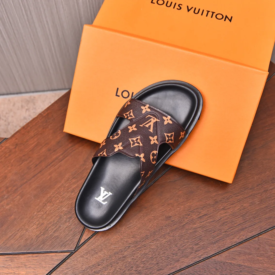 Шлепанцы Мужские Louis Vuitton 1997592