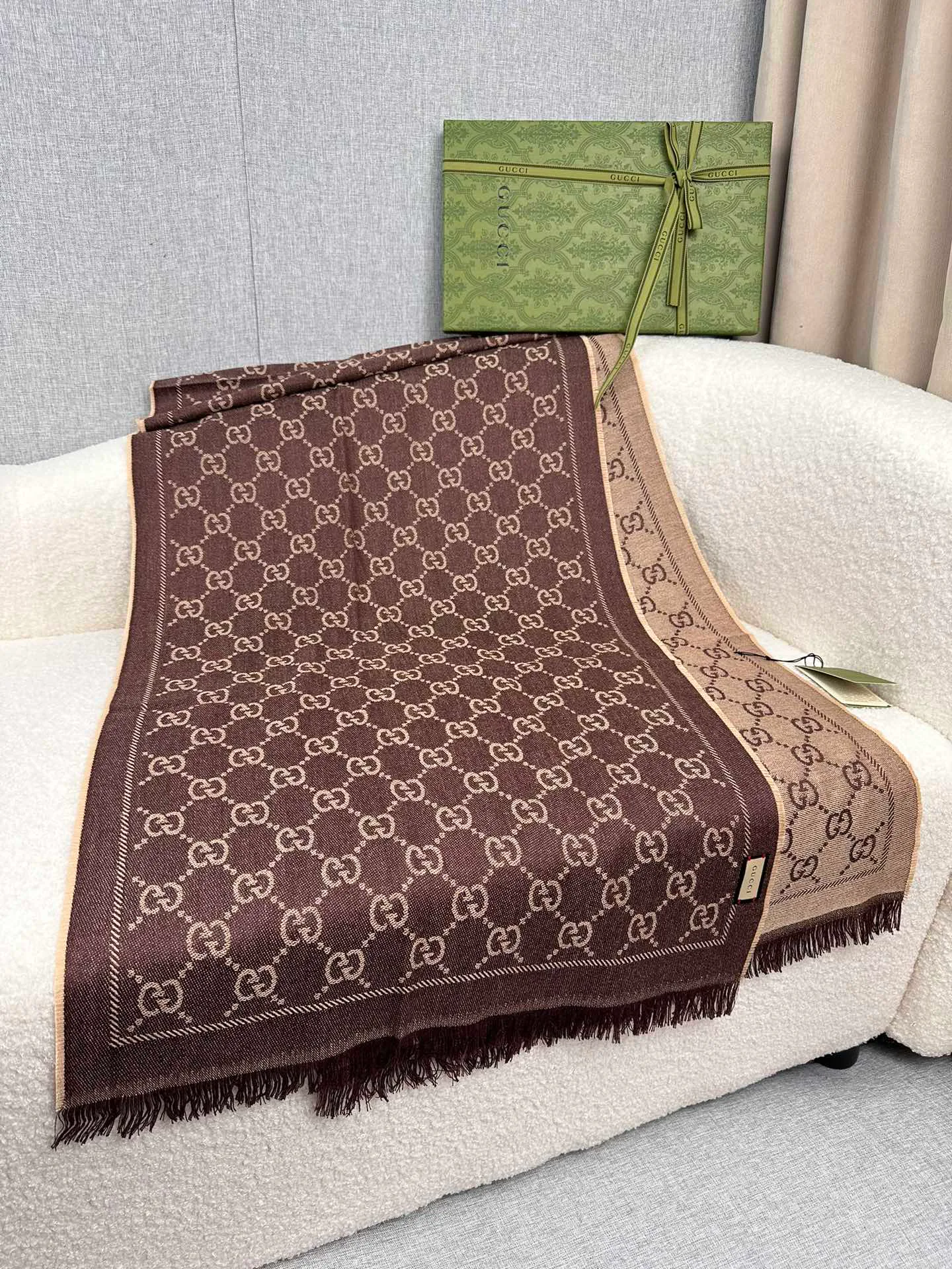 Шарфы Gucci 752749