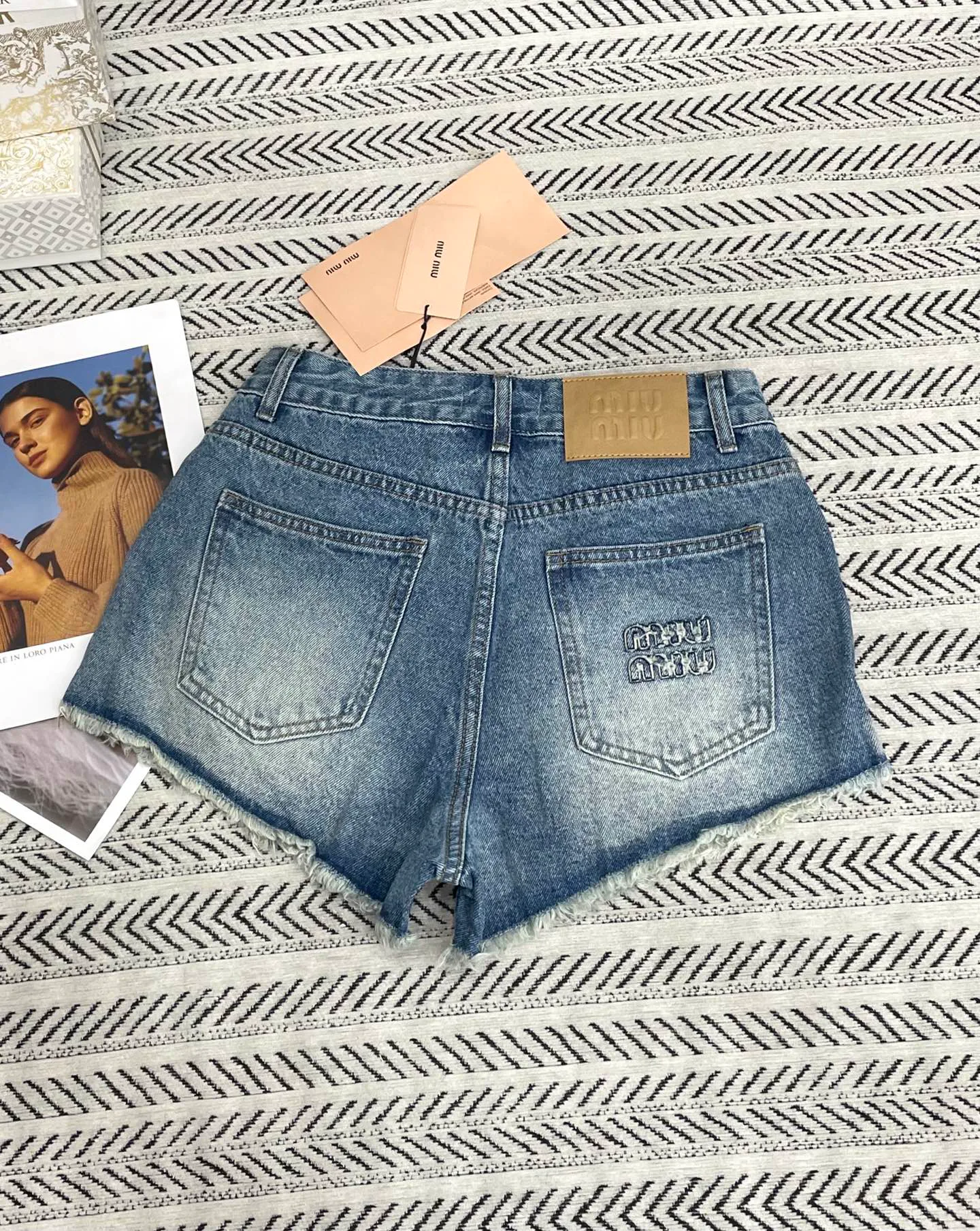 Шорты Женские Miu Miu 12351316