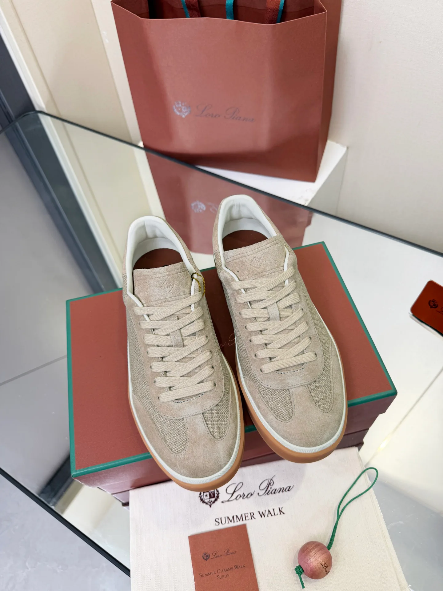 Кроссовки Женские Loro Piana 18534350