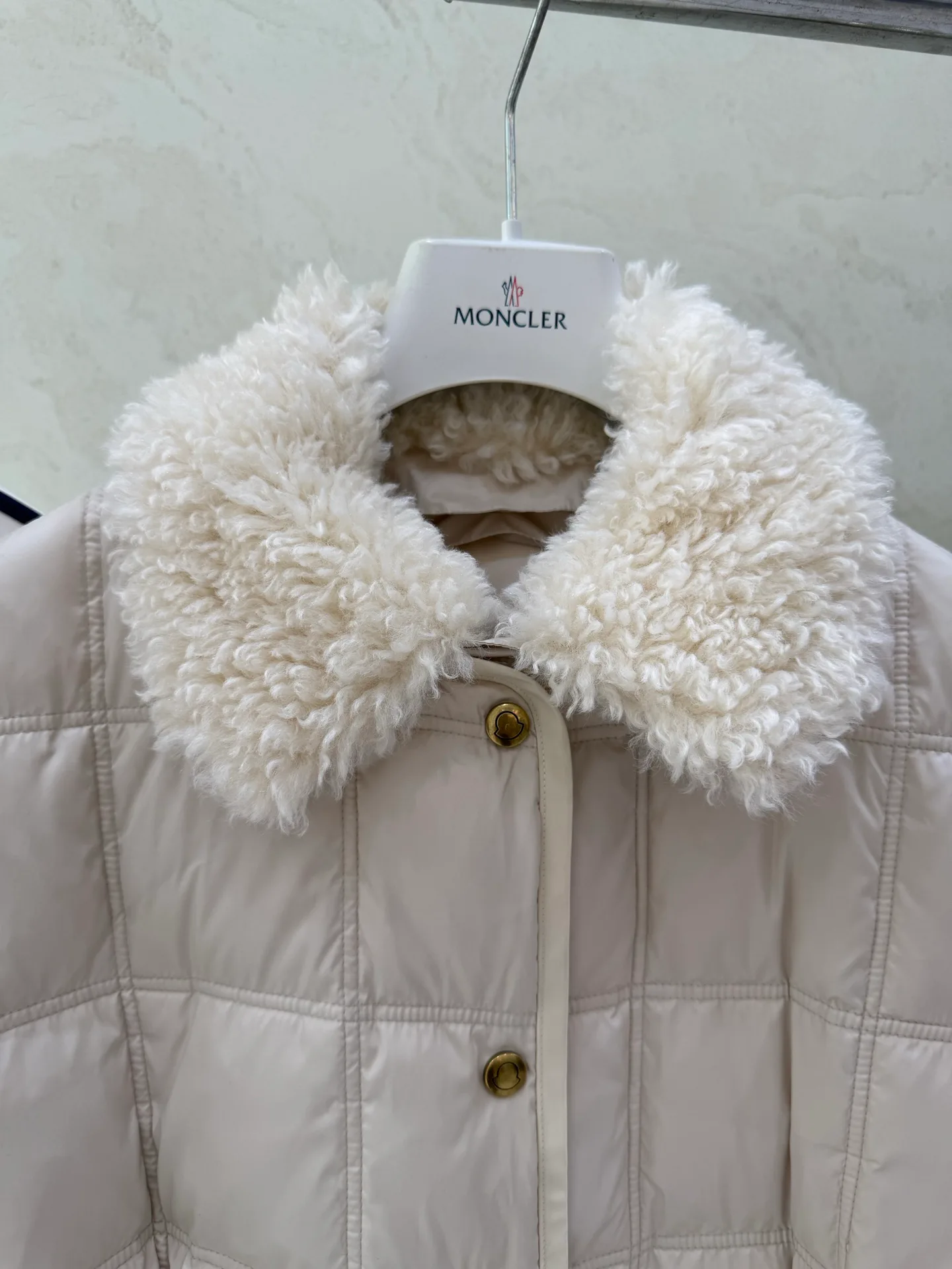 Куртки И Пуховики Мужские Moncler 17937835