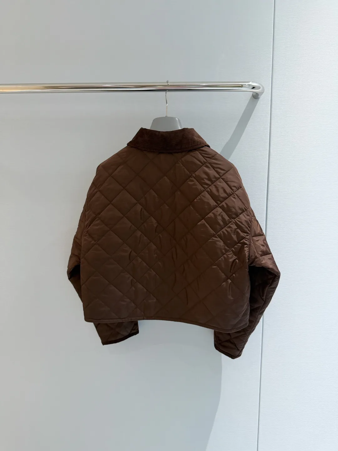 Куртки И Пуховики Женские Prada 18184972