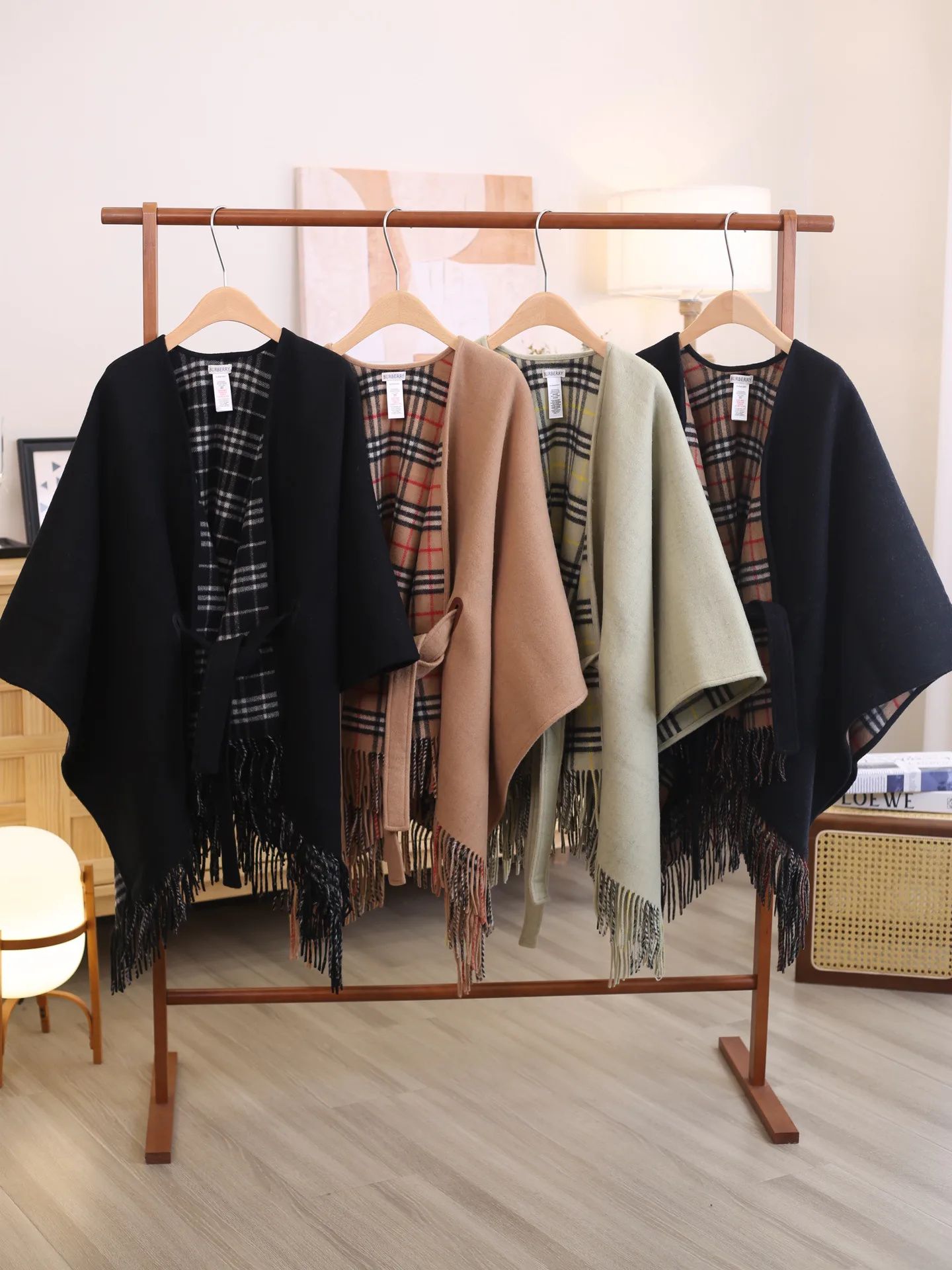 Пальто Женские Burberry 18128124