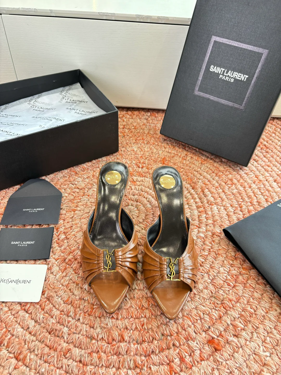 Босоножки Женские Saint Laurent 11668509