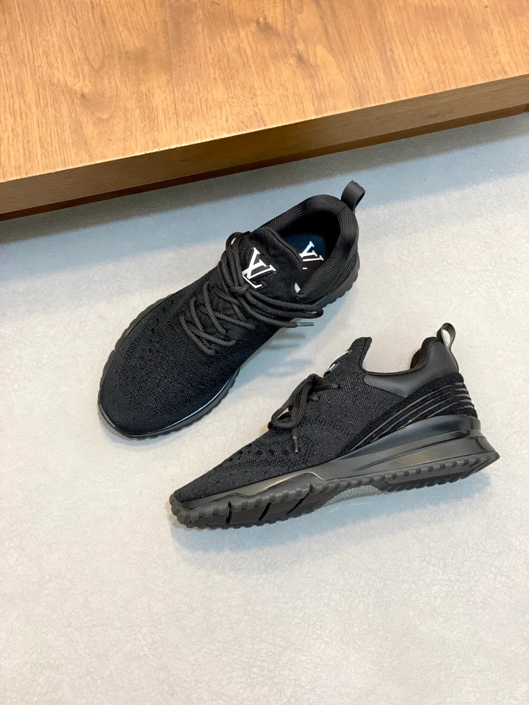 Кроссовки Мужские Louis Vuitton 70763