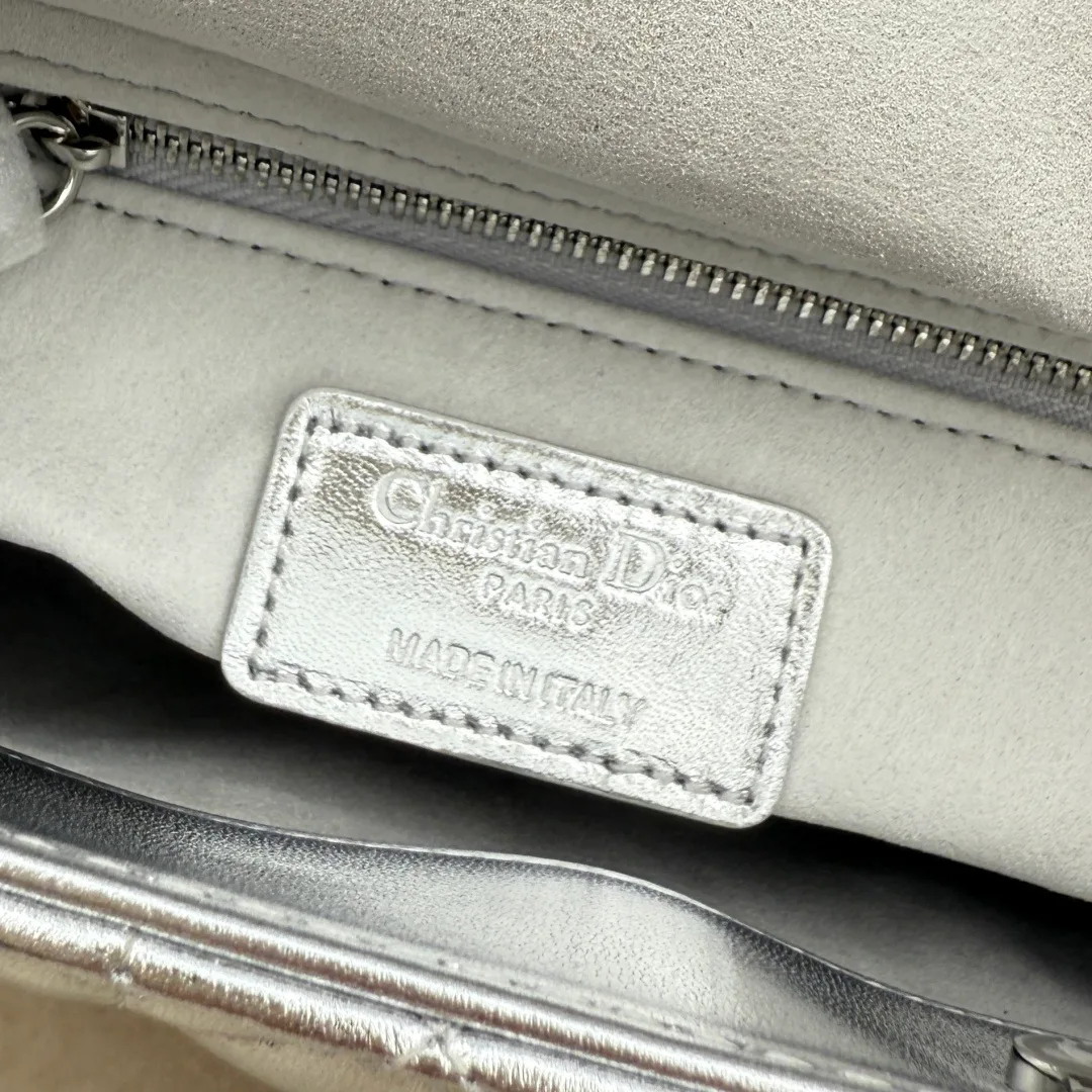 Классические Сумки Женские Christian Dior 18116223