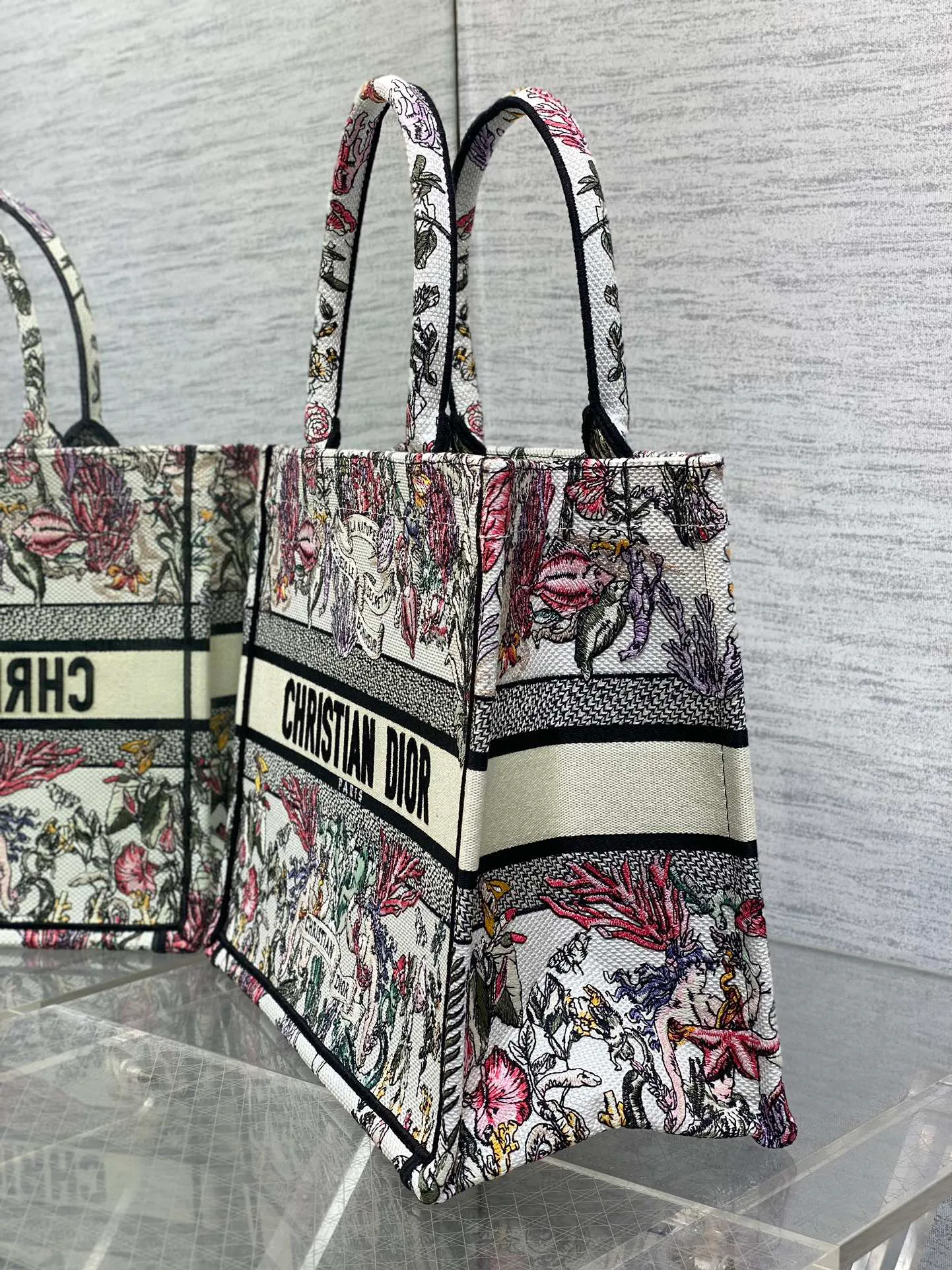 Классические Сумки Женские Christian Dior 13227213