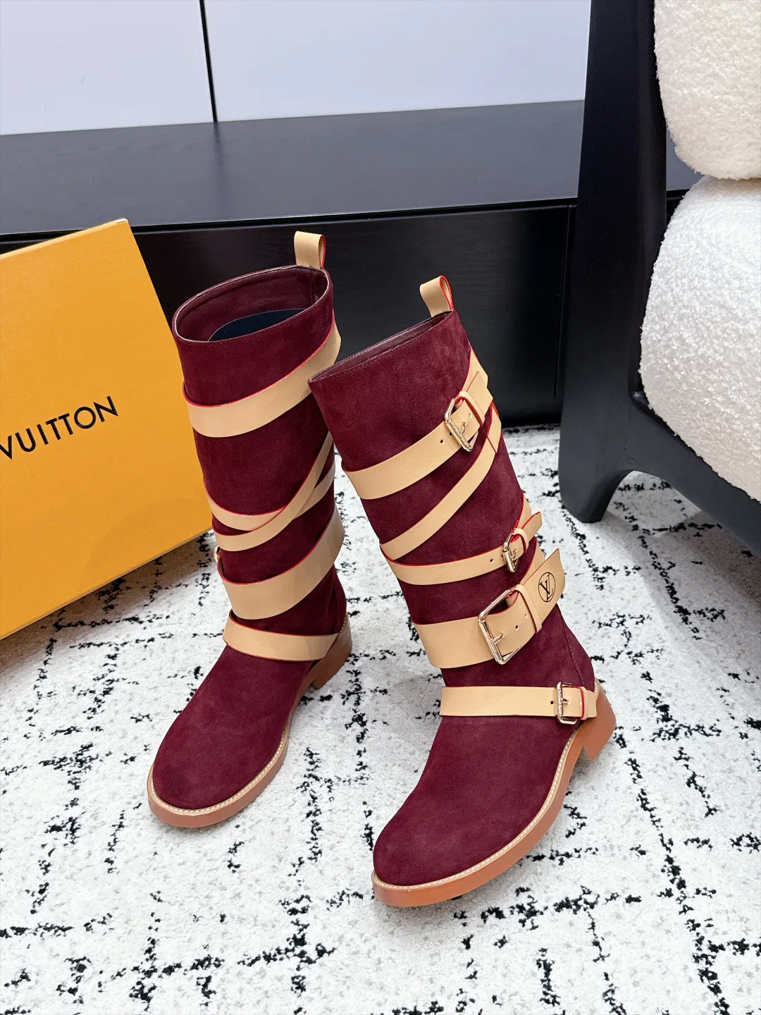 Сапоги Женские Louis Vuitton 18125166