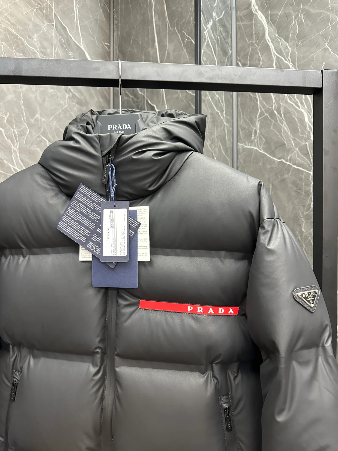 Куртки И Пуховики Мужские Prada 18184555