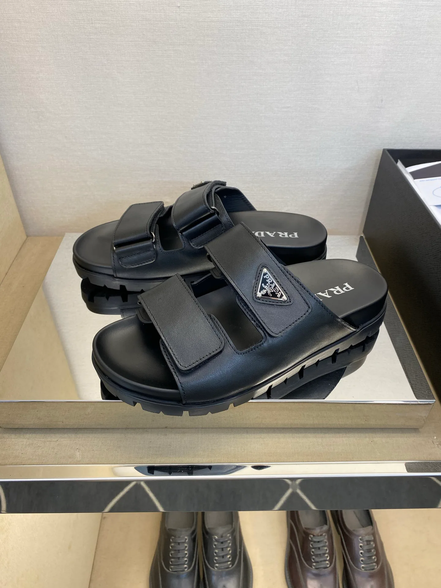 Шлепанцы Мужские Prada 15326410