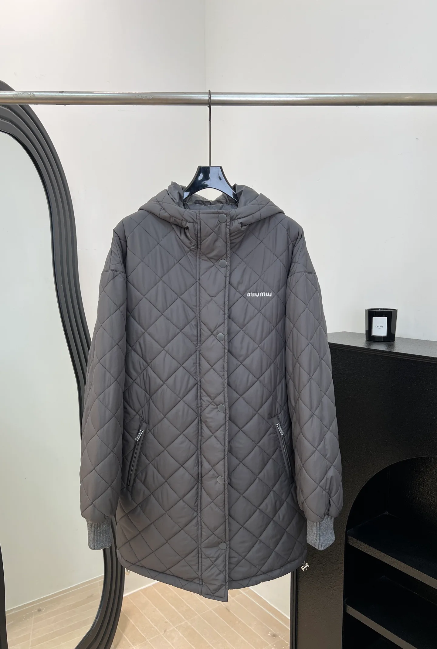 Куртки И Пуховики Женские Miu Miu 18149755