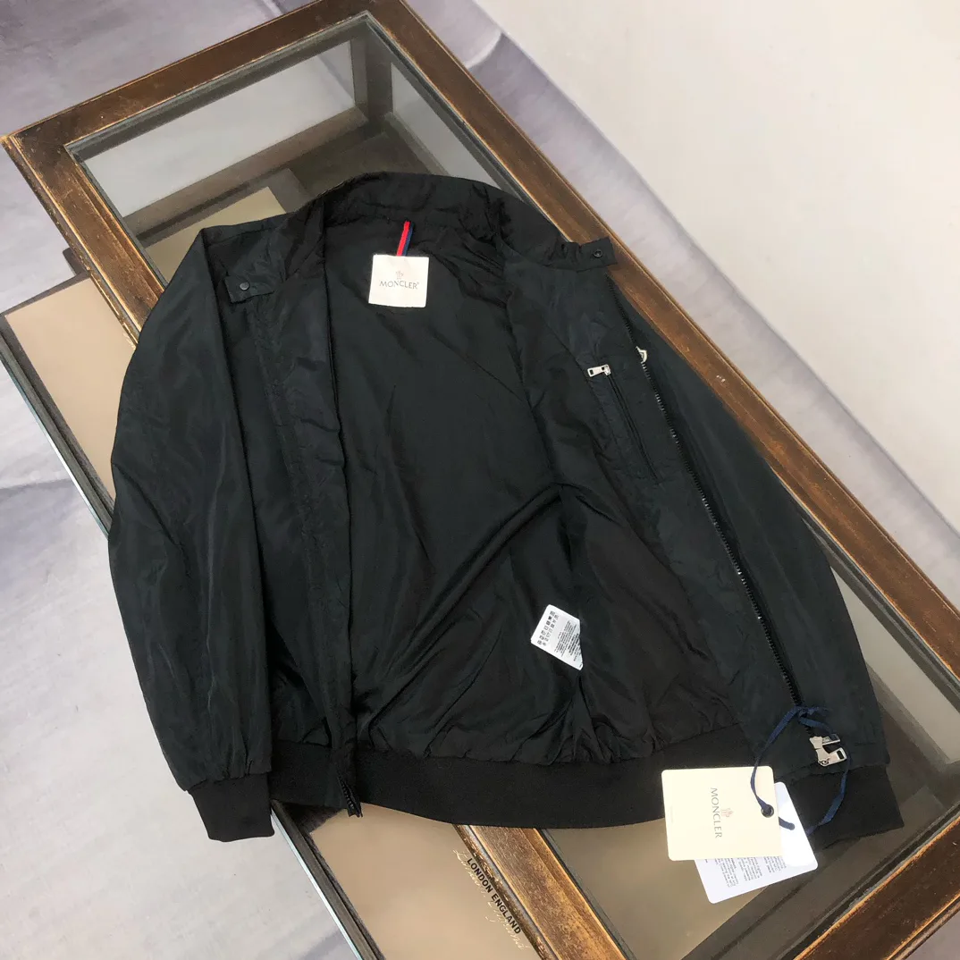 Куртки И Пуховики Мужские Moncler 17285978