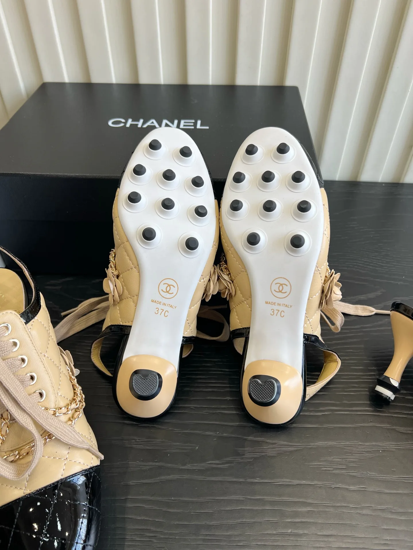 Босоножки Женские Chanel 18322876