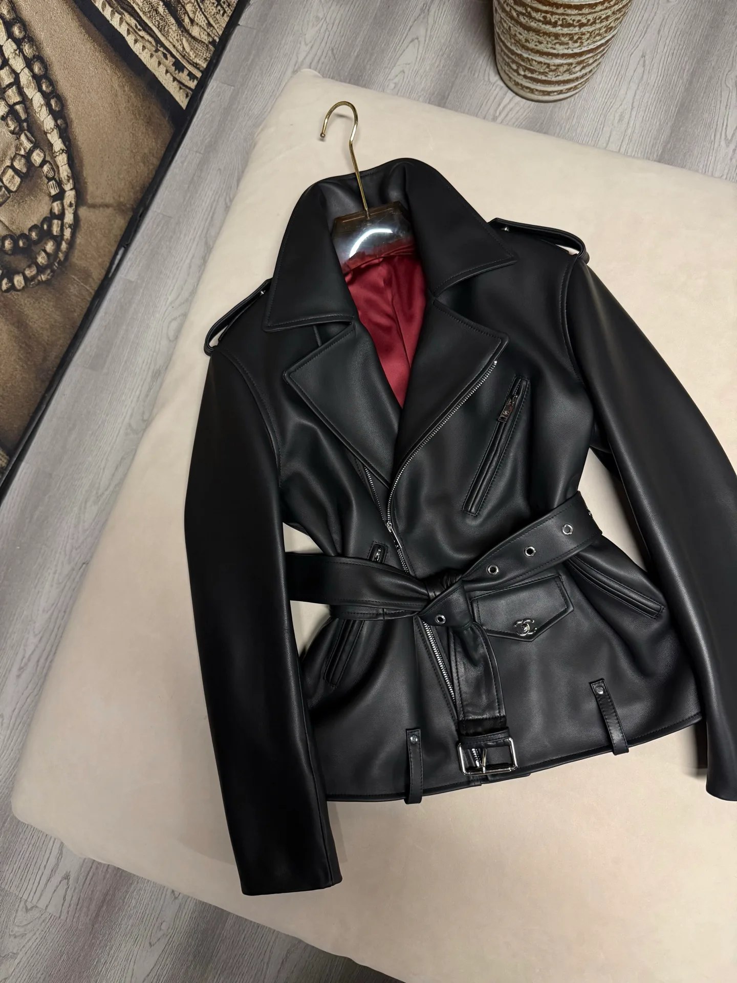 Кожаные Куртки И Дублёнки Женские Chanel 18358903