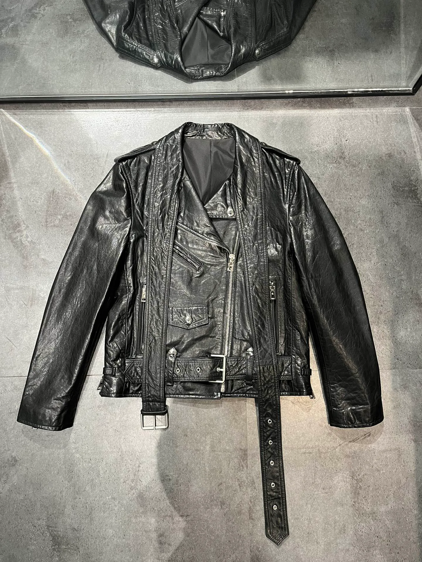 Кожаные Куртки И Дублёнки Женские Alexander Mcqueen 10088542
