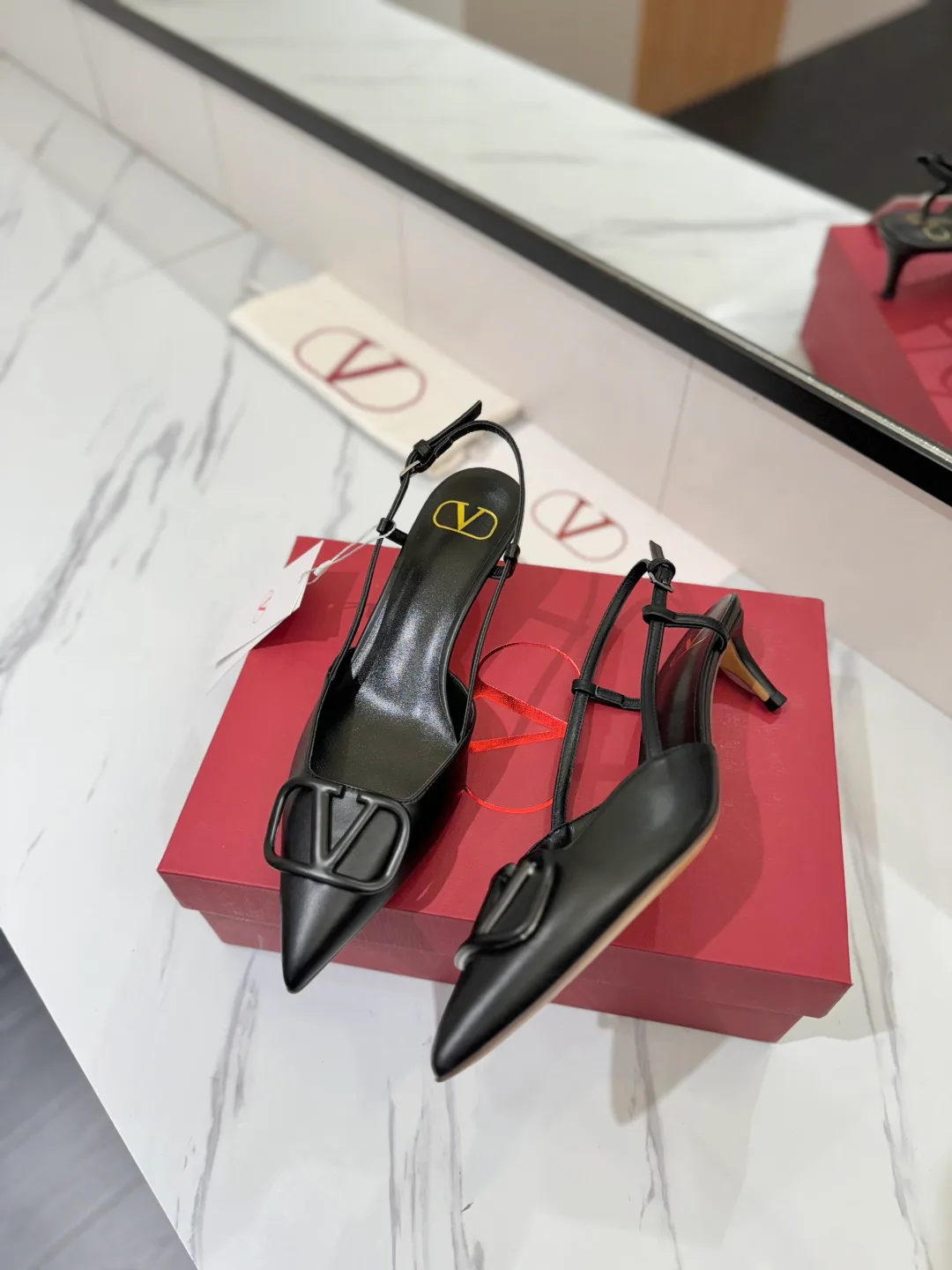 Босоножки Женские Valentino 11516242