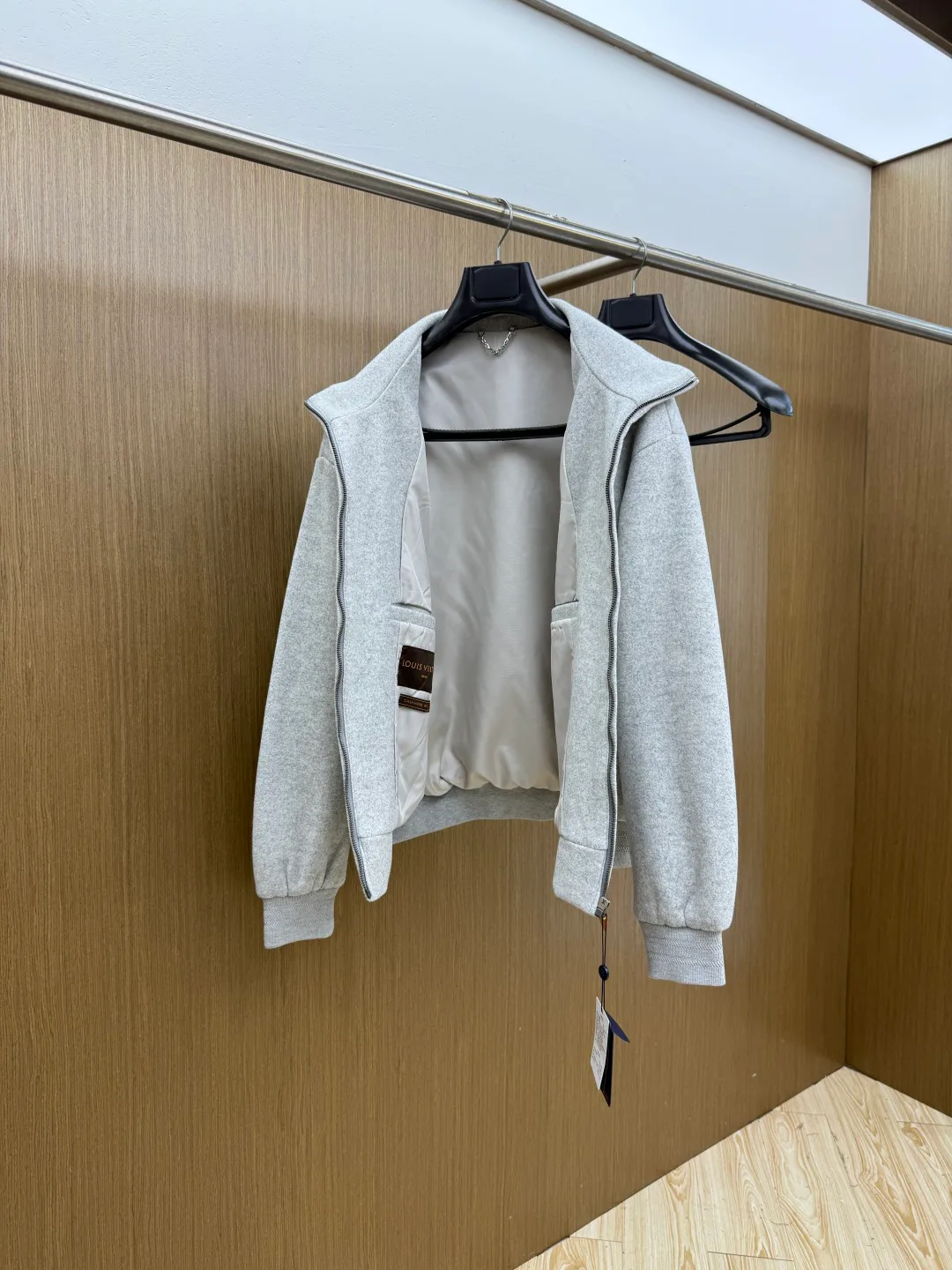 Куртки И Пуховики Мужские Louis Vuitton 12821872