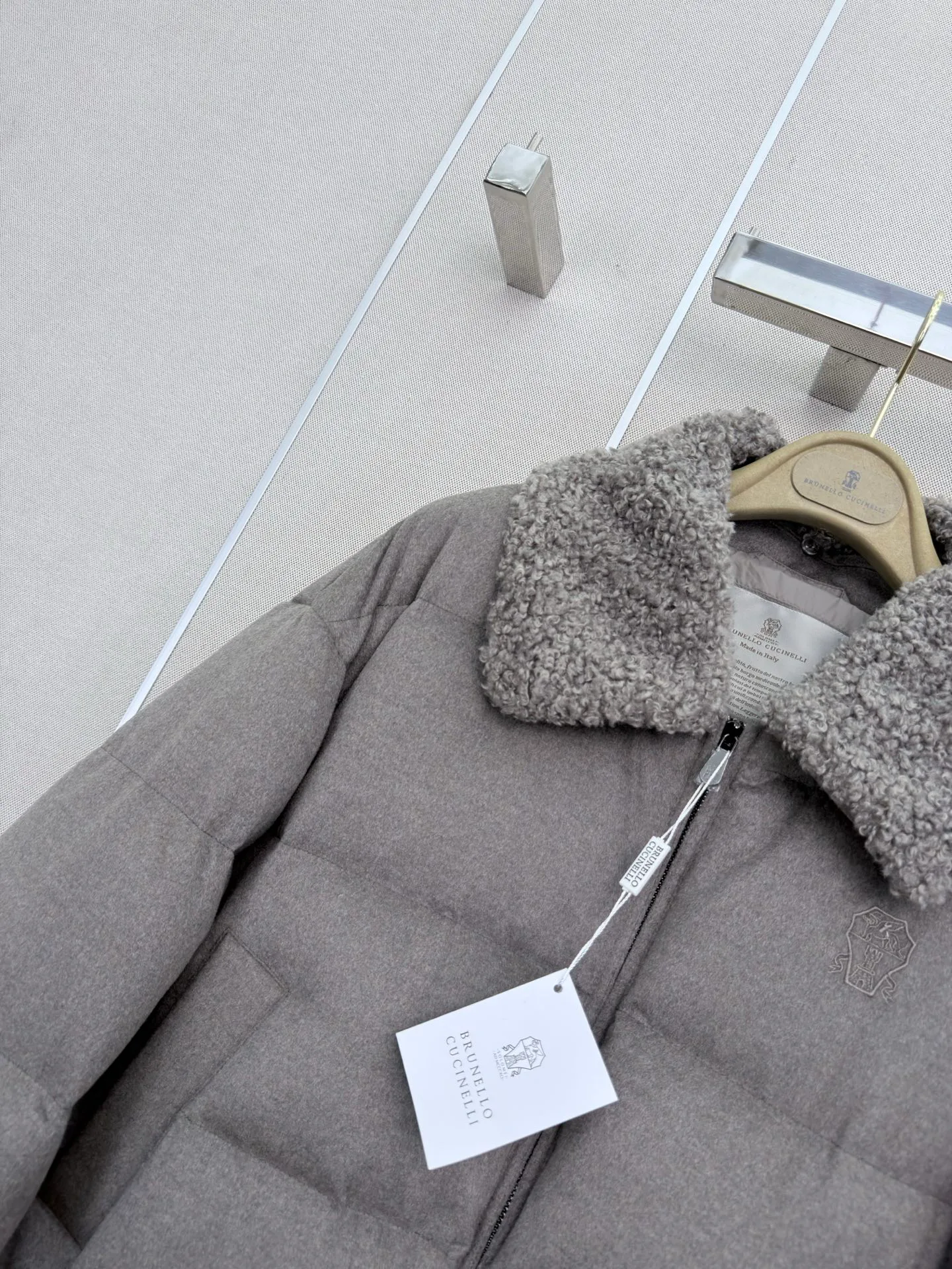Куртки И Пуховики Женские Brunello Cucinelli 18185770