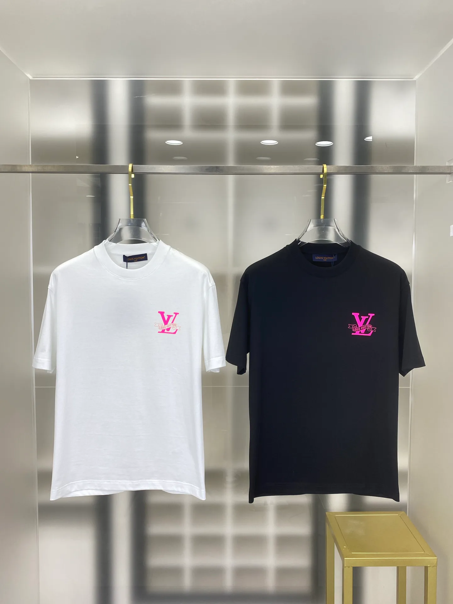 Футболки Женские Louis Vuitton 1749720